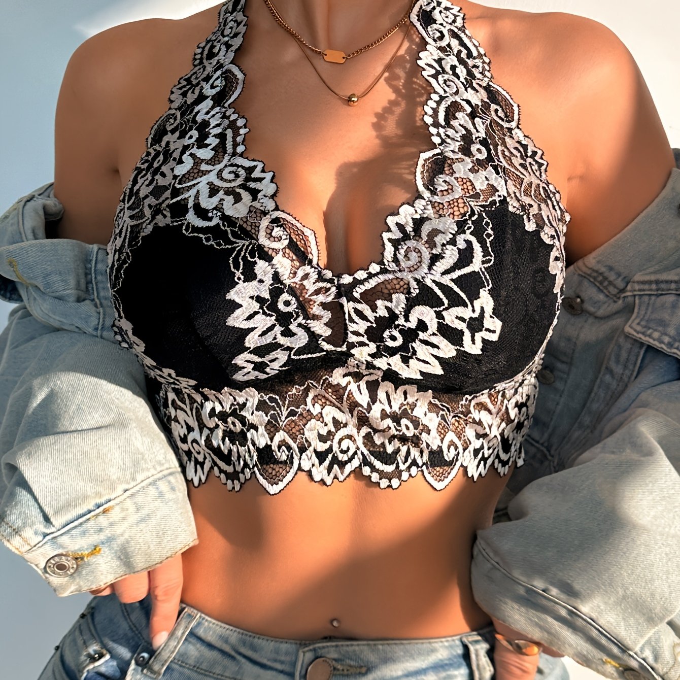 Image of Women's Halter Lace Bra - Spring Summer Comfortable Breathable Wire-free Bra With Side Design, Sexy Lingerie For Daily Wear And Special Occasions
