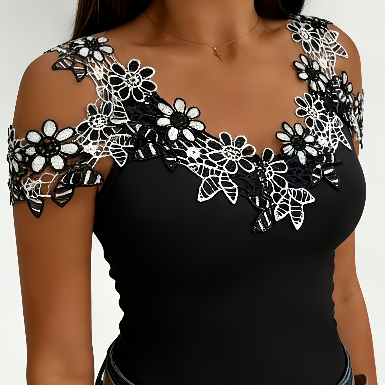 TEMU Women's Fashion Lightweight T-shirt With Ruffles - White And Black Design, Floral Lace, Open-shoulder V-neck, Soft And Flattering, Perfect For