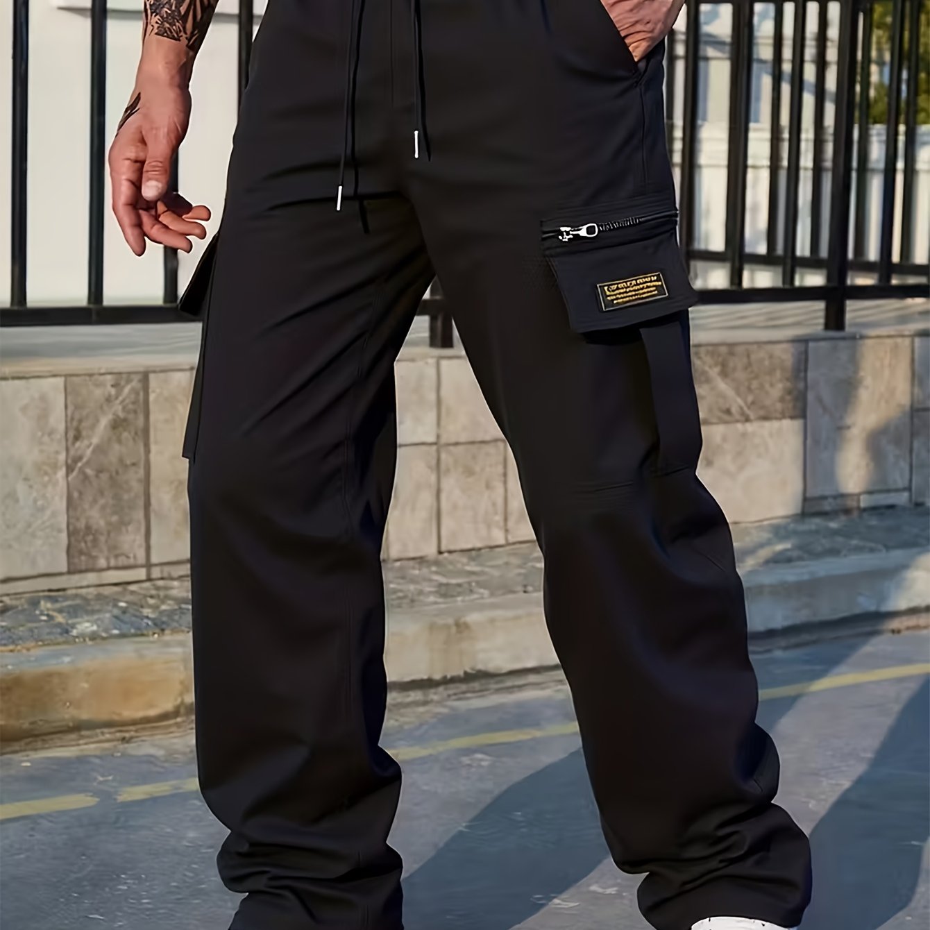 E-shop Herrenmode Cargo-Hose - Bequemer Schnitt, Mehrfachtaschen-Design, Ideal für Freizeit, Wandern, Freizeitaktivitäten, Laufen Sport,