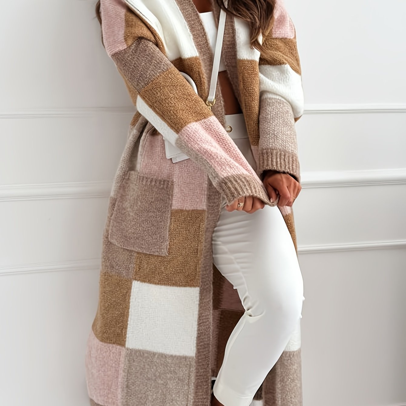Women's Casual And Elegant Color-block Long-sleeved Cardigan For Autumn And Winter 2025