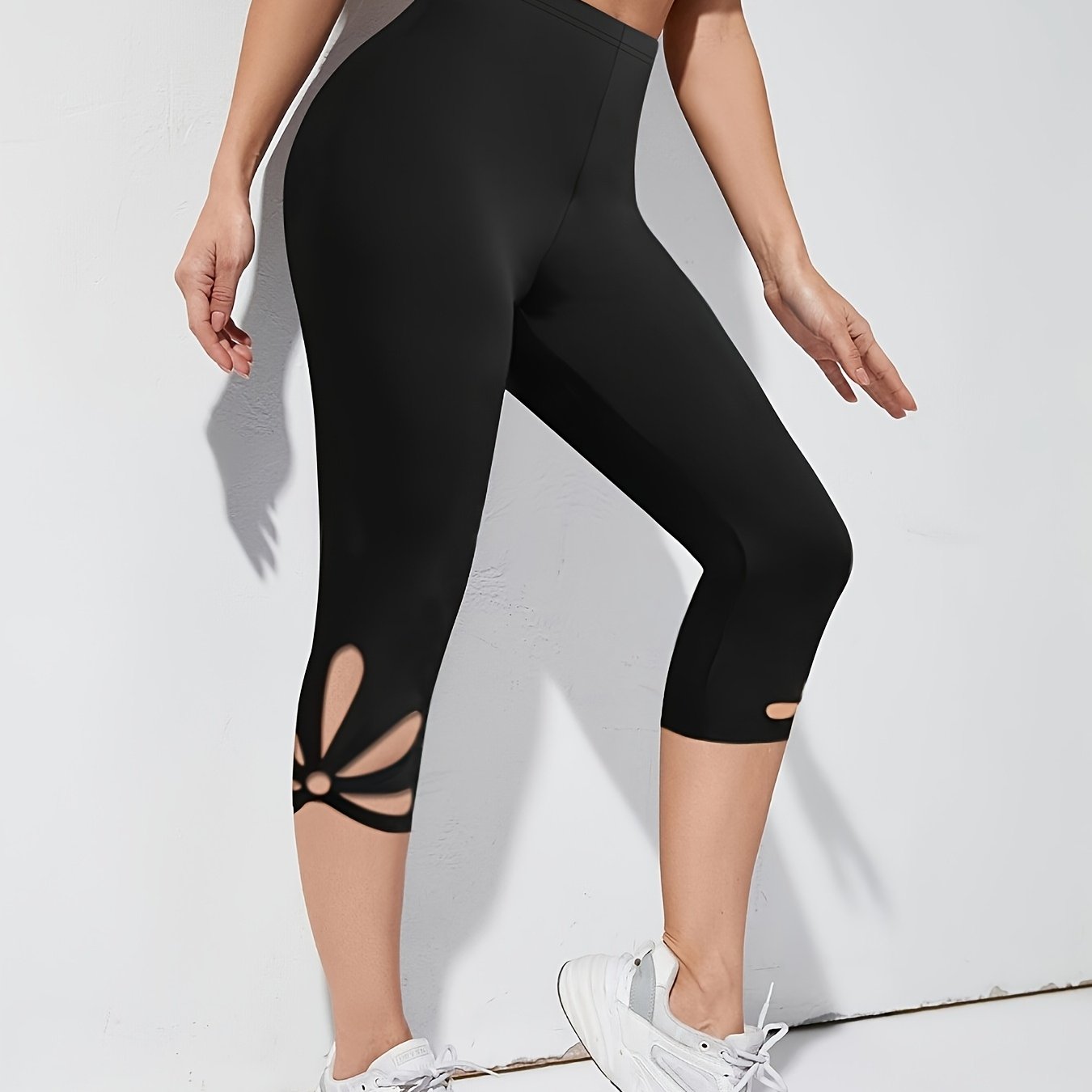 Women's Capri Leggings, Style Distressed Leggings