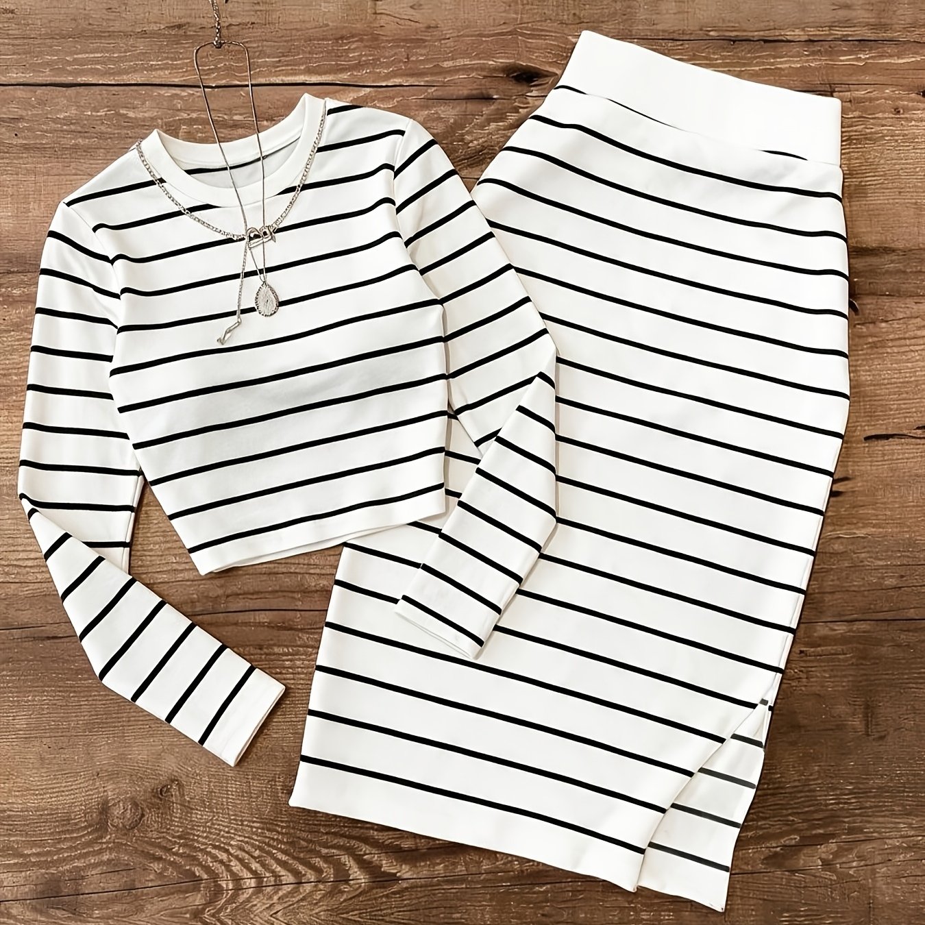 TEMU Black And White Striped Short-length Long-sleeve Top With High-waist Hip-hugging Slit Skirt 2pcs Set For Women, Slim-fit Outfit Suitable For