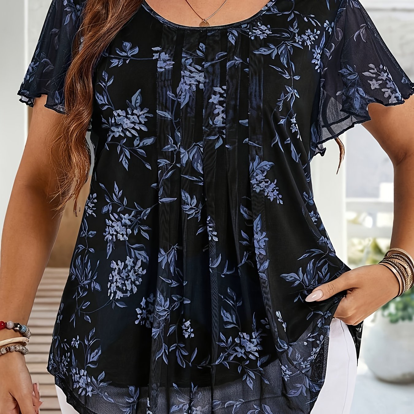 E-shop Damen-Bluse in Übergröße, Sommer, Kurzarm, mit Blumendruck | Tunika-Top in Marineblau mit Blumendruck Schößchen-Saum | Weiches, locker