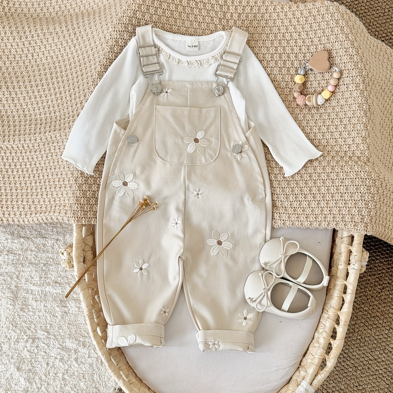 Image of Girls' Cute Floral Embroidered Front Large Pocket Sleeveless Cami Overalls, New Summer Style, Accessories, Perfect For Outdoor, Floral Print, Regular Fit