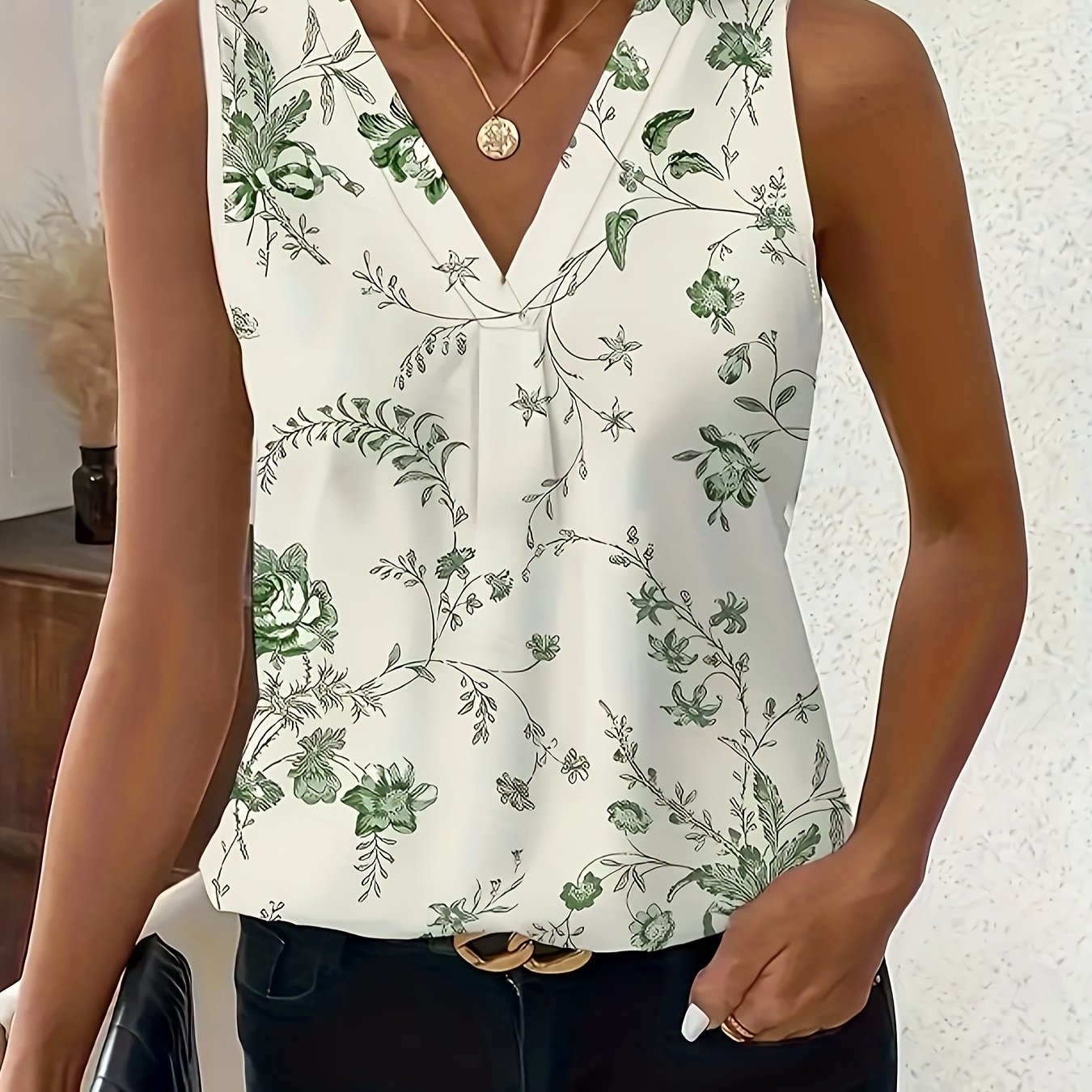 Elegant Floral Print Sleeveless V-neck Top For Women