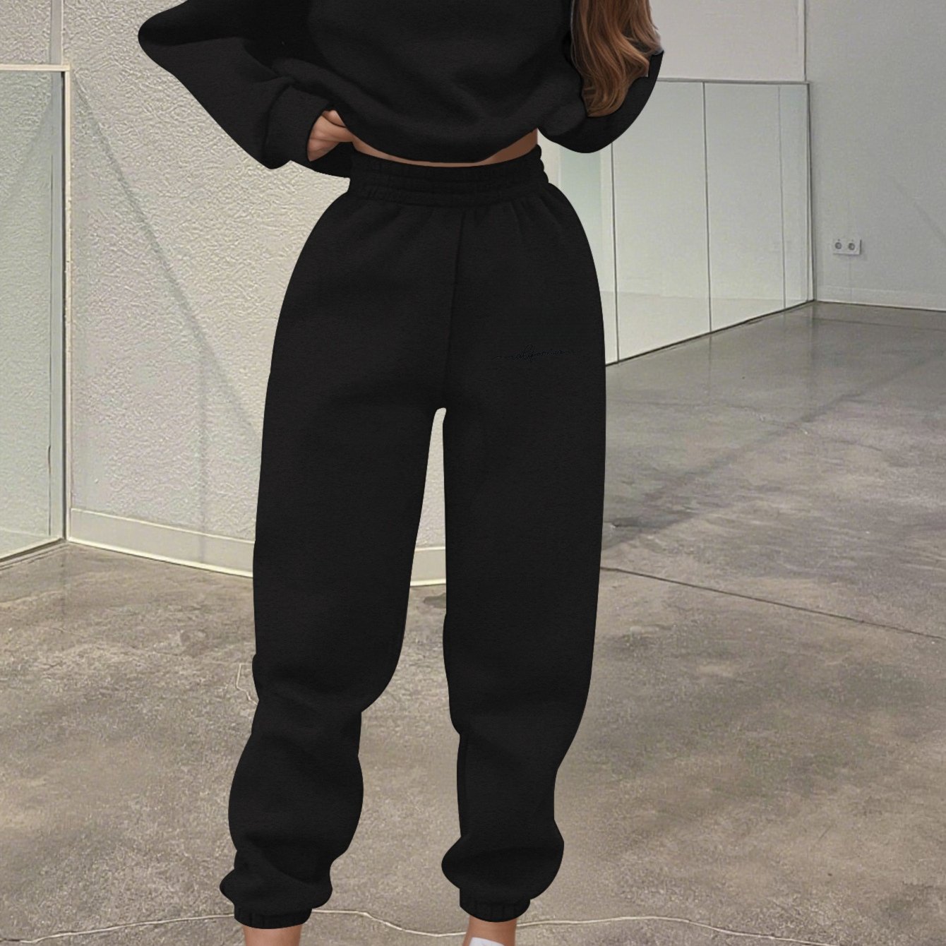 TEMU Autumn And Winter Women's Casual Versatile Sports Set Dynamic Sweatshirt And Sweatpants Suitable For Daily Wear To Show Vitality