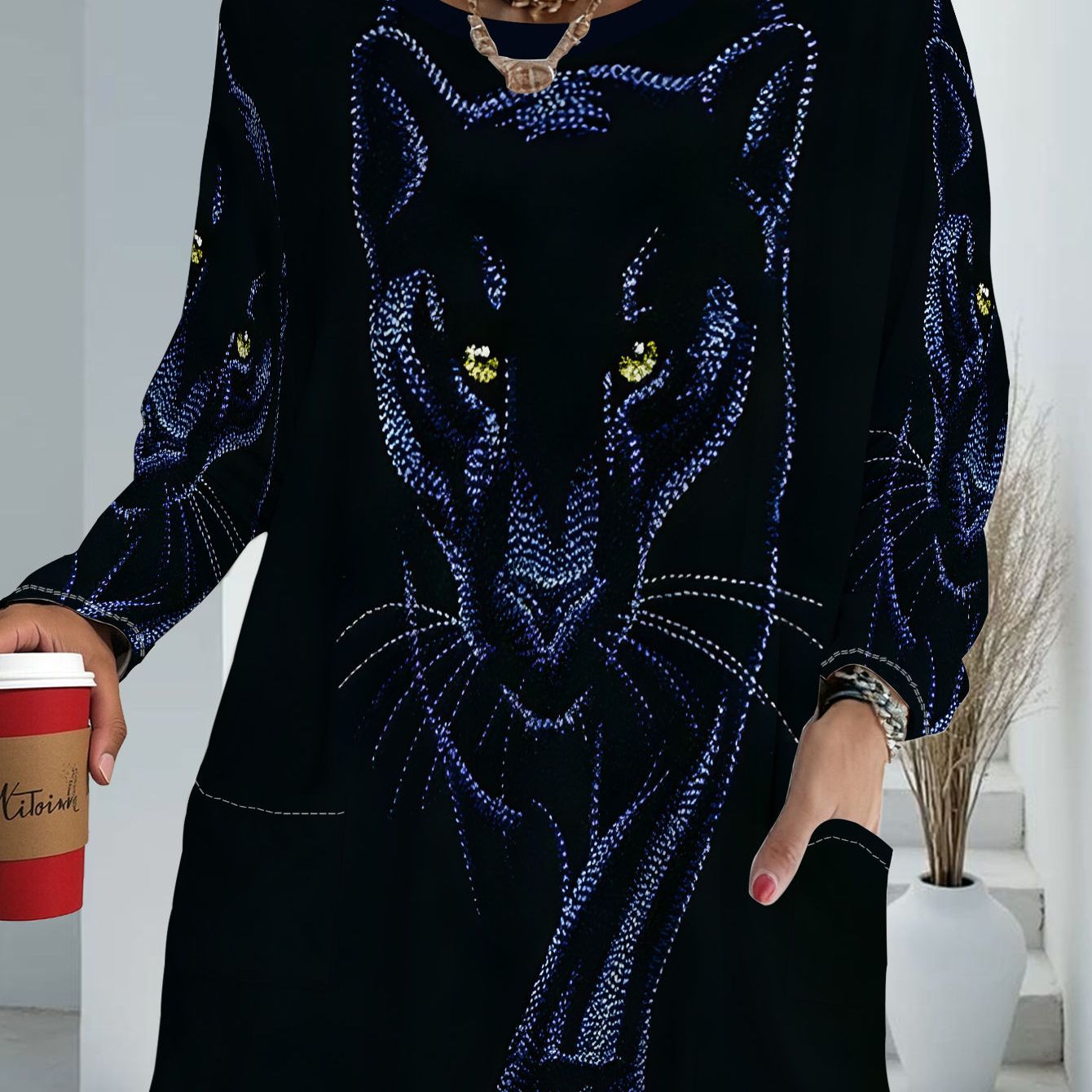 TEMU Women's Plus Size Print Long Sleeve T-shirt With Pockets And Rhinestones, Fashionable Loose , New Autumn/winter Trendy Item
