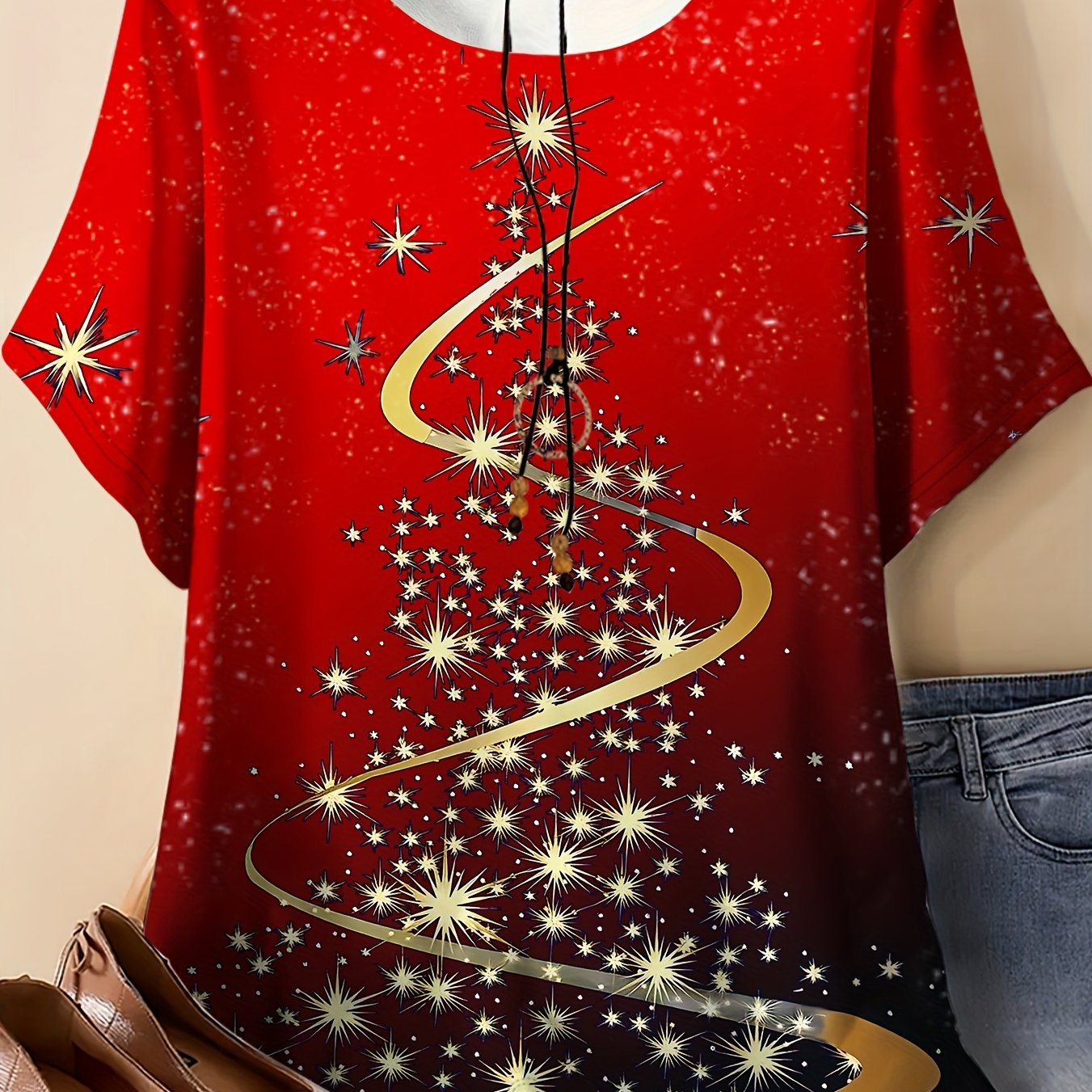 TEMU Plus Size - Women's Short-sleeve Round Neck T-shirt Featuring A Christmas-themed Print In A Red And Black Gradient. The Design Includes A Spiral