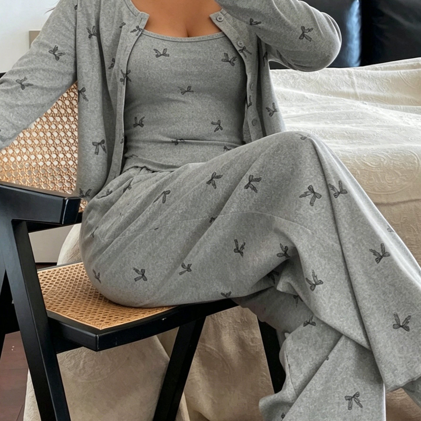 Image of Plus Size /summer Bow Print Pajama Set, Women's Camisole Long Sleeve Long Pants 3pcs Loungewear Set