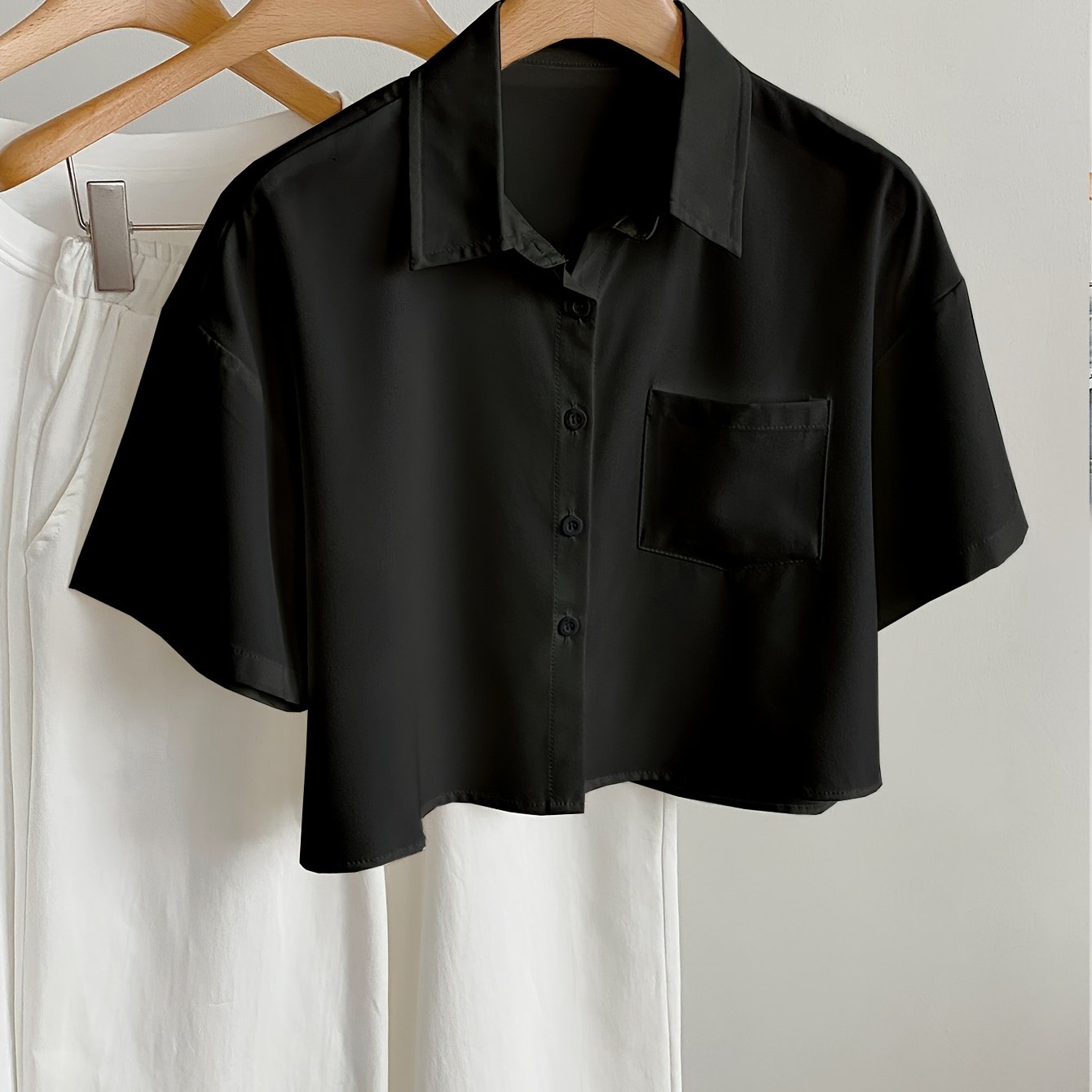 TEMU Short-sleeved Casual Shirt For Women With A Lapel Collar And Pockets, Versatile Women's Clothing