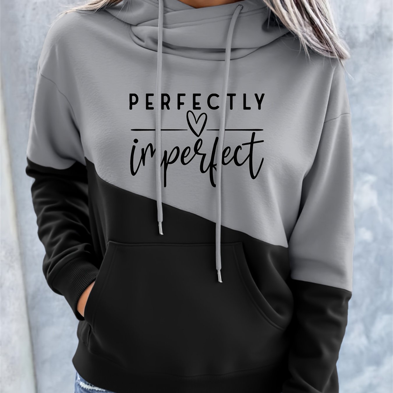 E-shop 2025 Western Damen Fleece Kapuzenpullover mit Kordelzug, Color-, "PERFECTLY " Buchstabenprint, verdicktes Oberteil, Trendy Casual Mode,
