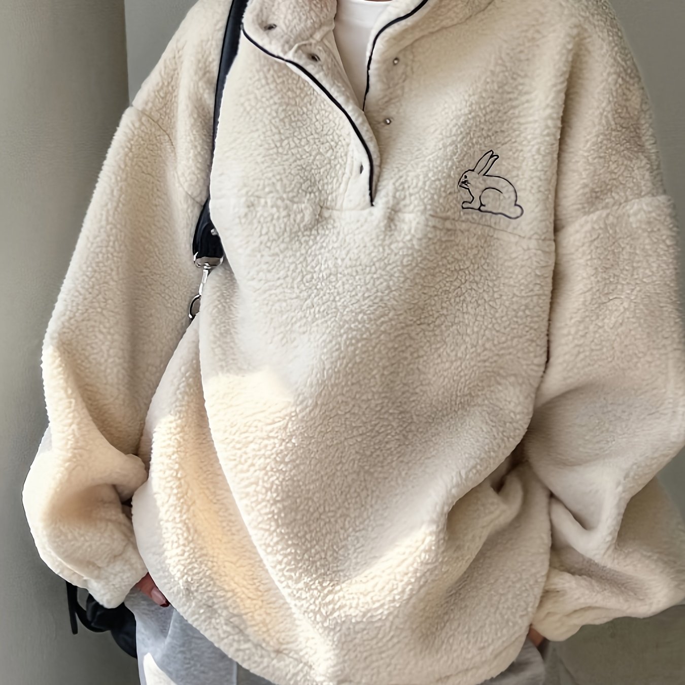 E-shop YY0718156 Teddy-Sweatshirt mit Hasen-Stickerei, heruntergezogenen Schultern, halbem Knopf, langärmliges Button-Up Freizeitoberteil,