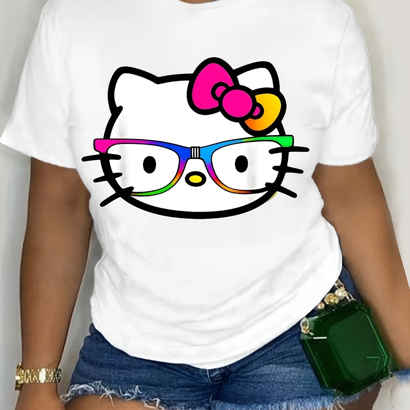 TEMU This For Hello Kitty Graphic T-shirt Is A Soft And Casual Option For Men And Women. It Features A With A Vibrant Glasses Design, Making It An