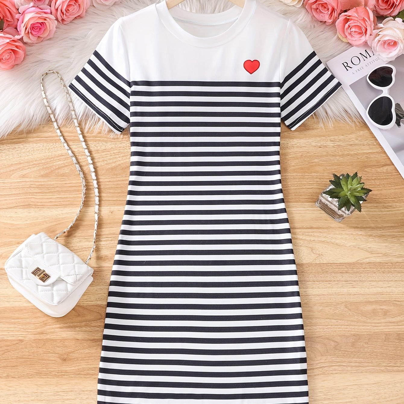Chic Striped Heart Short Sleeve Dress For Girls - Polyester, Machine Washable, Perfect For Summer