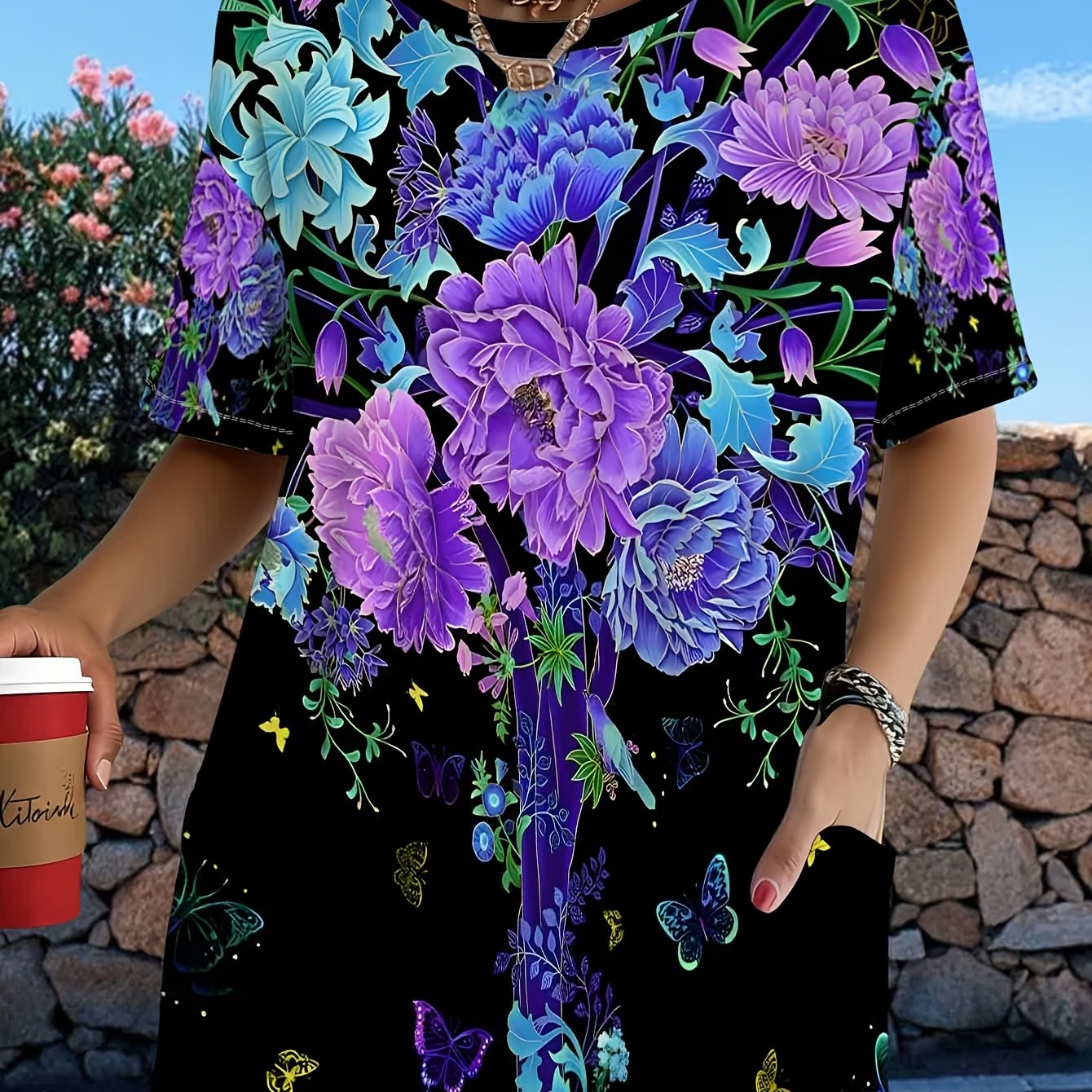 TEMU Women's Plus Size Short Sleeve T-shirt With Vibrant Purple And Blue Floral Pattern And Design, Featuring Pockets, Suitable For Daily Commute,