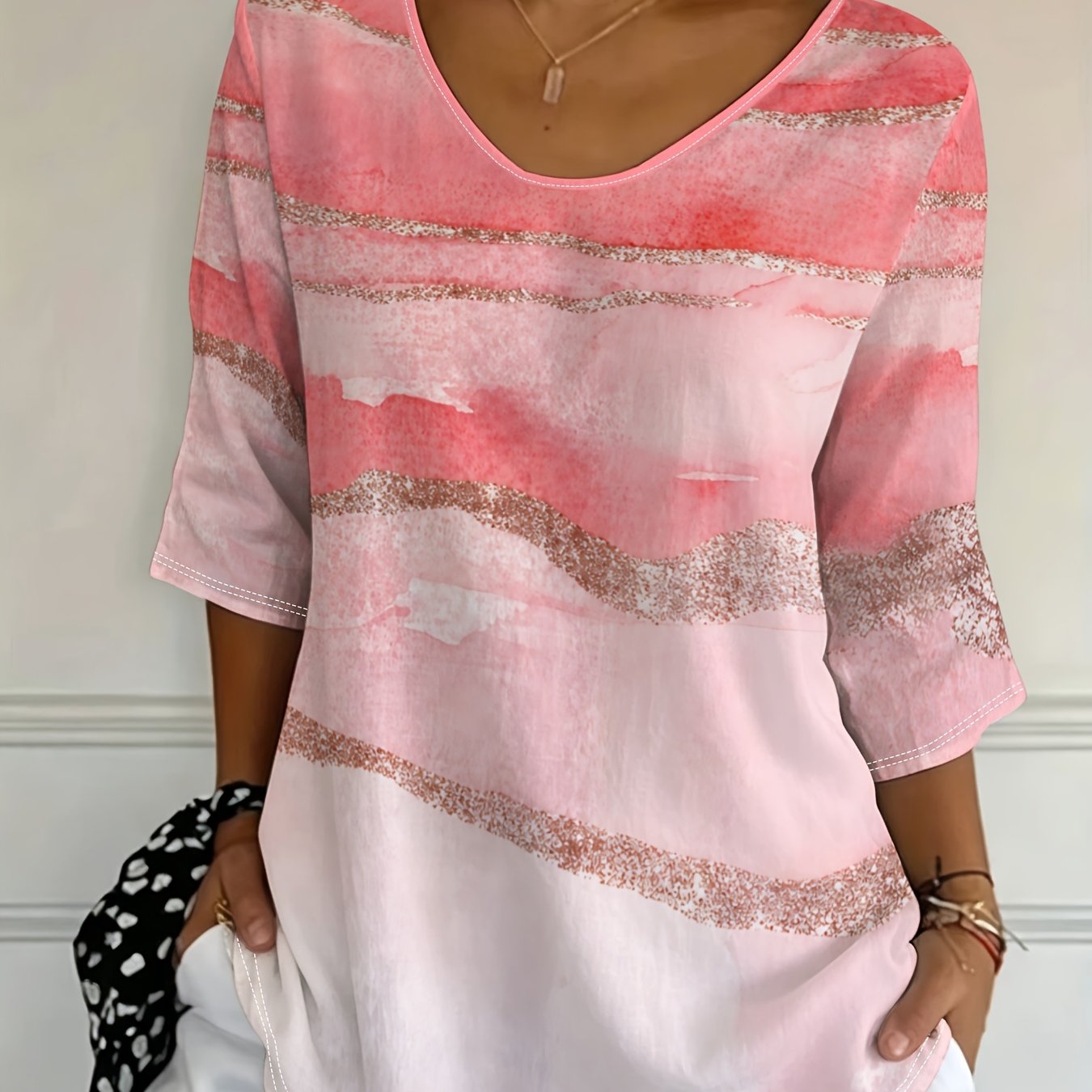 TEMU Plus Size, [printe Esign-not Texture] Plus-size Friendly Versatile Top, Slim-fit V-neck Top, Women's Top, 2026 New Summer And Spring Casual Top,