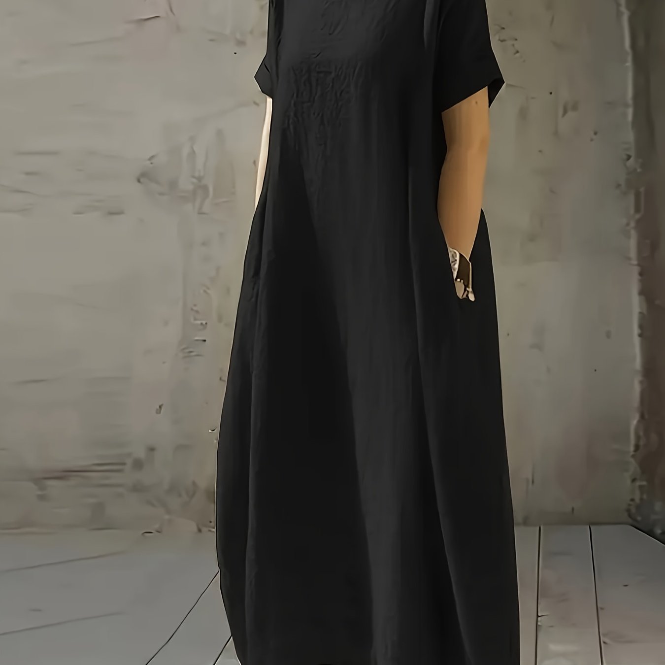 E-shop Plus Size - Lässiges Kurzarmkleid in großen Größen für Damen mit Rundhalsausschnitt, stilvolles und elegantes Langkleid in Übergrößen