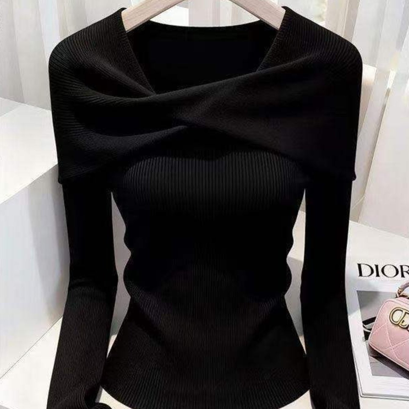 TEMU Haut tendance pour femme à croisement sur le devant, couleur unie, pull à manches longues et coupe ajustée, T-shirt doux et extensible pour un