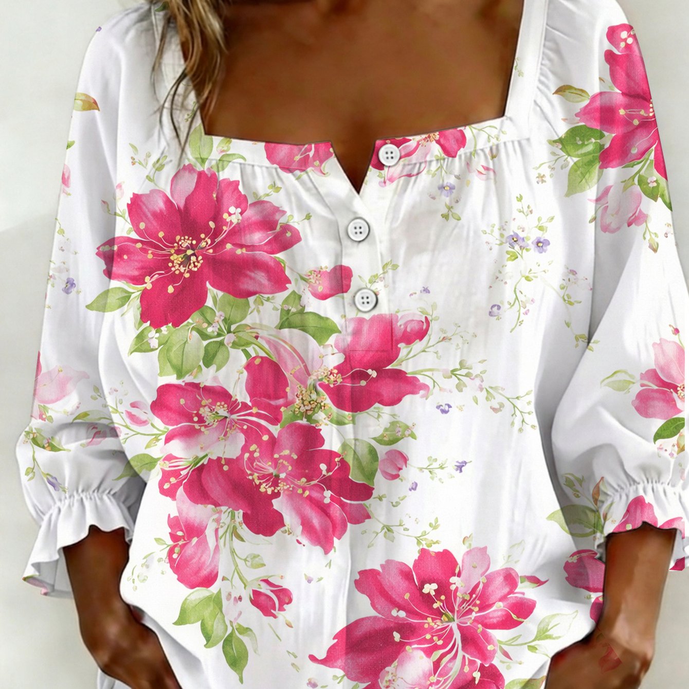Plus Size, 2d Flat Printing Plus Size Women's Rouge Floral Square Neck Shirt, Square Neck Button Detail 3/4 Sleeve, Vibrant Red Flower Blouse, 2d Flat