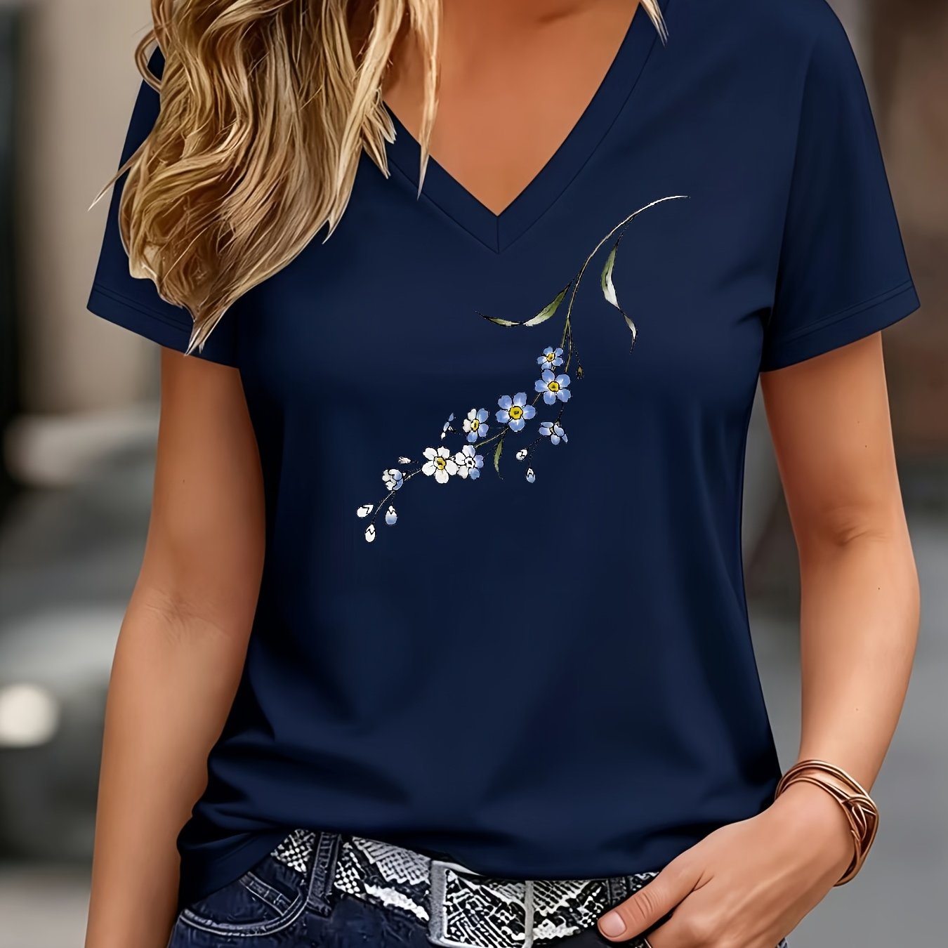 TEMU -me-not Floral Print V-neck T-shirt - Short Sleeve Straight With V-neck Collar, -line Silhouette, Machine Washable Casual Casual Attire Suitable