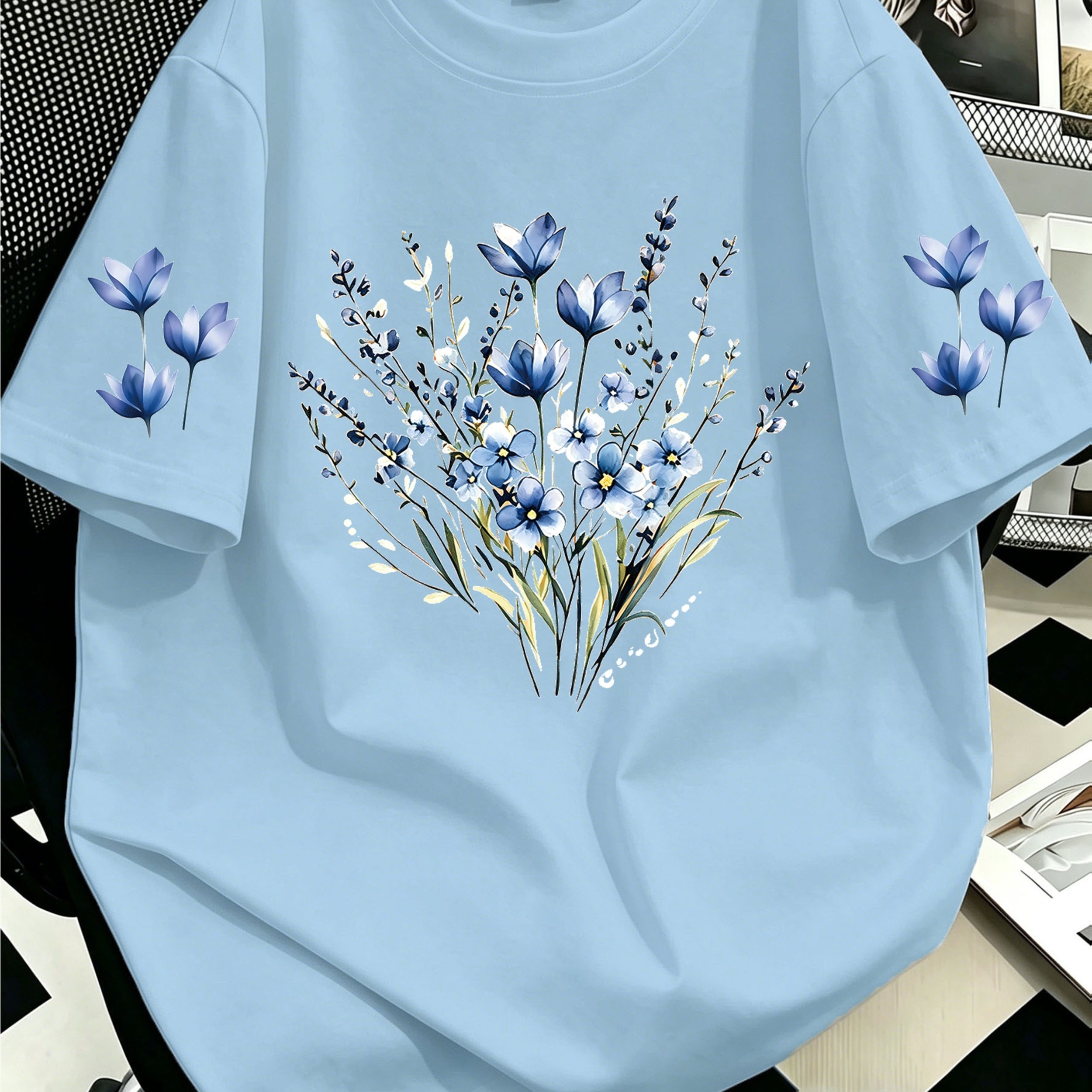 TEMU Plus Size, Plus-size Women's Casual Blue Floral Print Crew Neck T-shirt, Suitable For Summer Vacations, , Resorts, Spring, Valentine's Day,