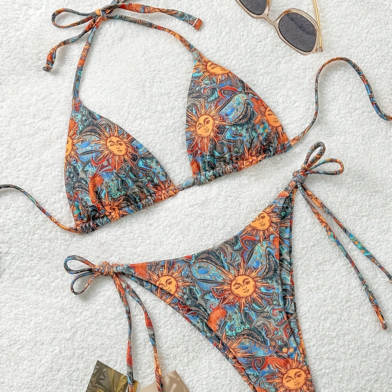 E-shop Damen Urlaubs Strand Bohemian Style Multicolor Vintage Sonnen-Print V-Ausschnitt Neckholder Bikini Set