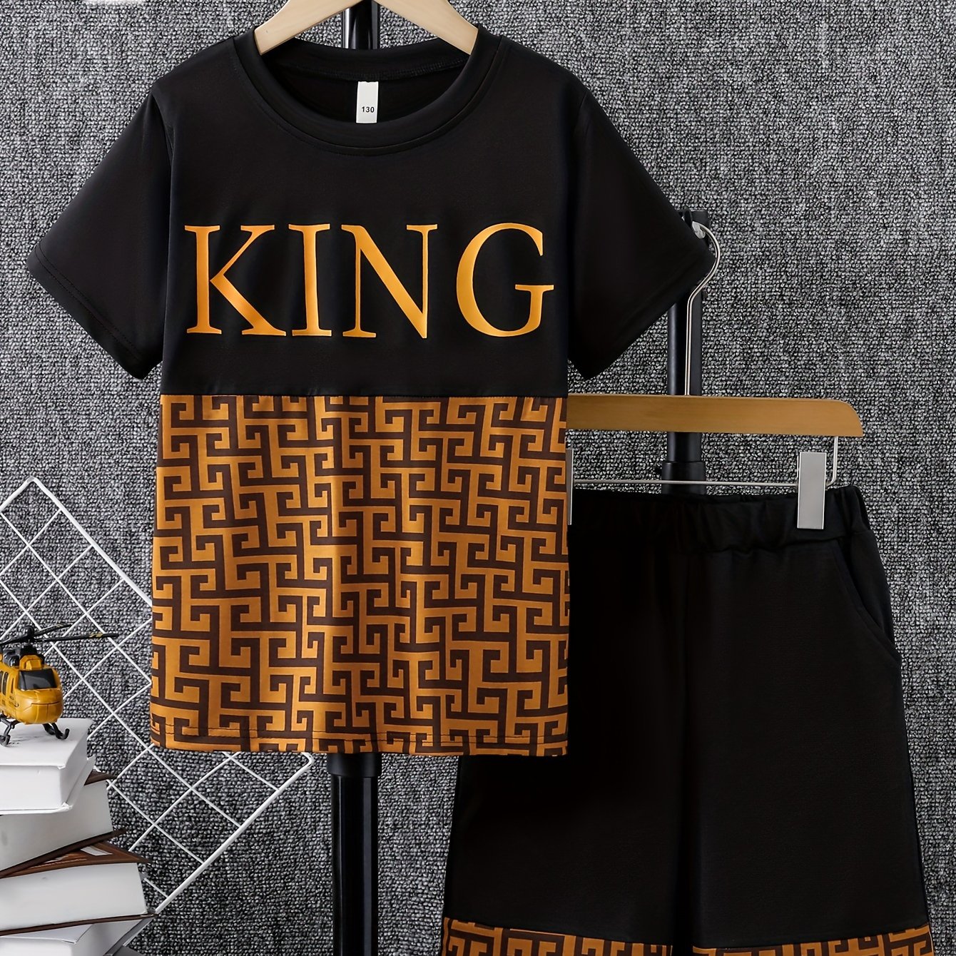 Boys' Summer Casual Shorts Set With A King Letter Print And Stitching, For Outdoor