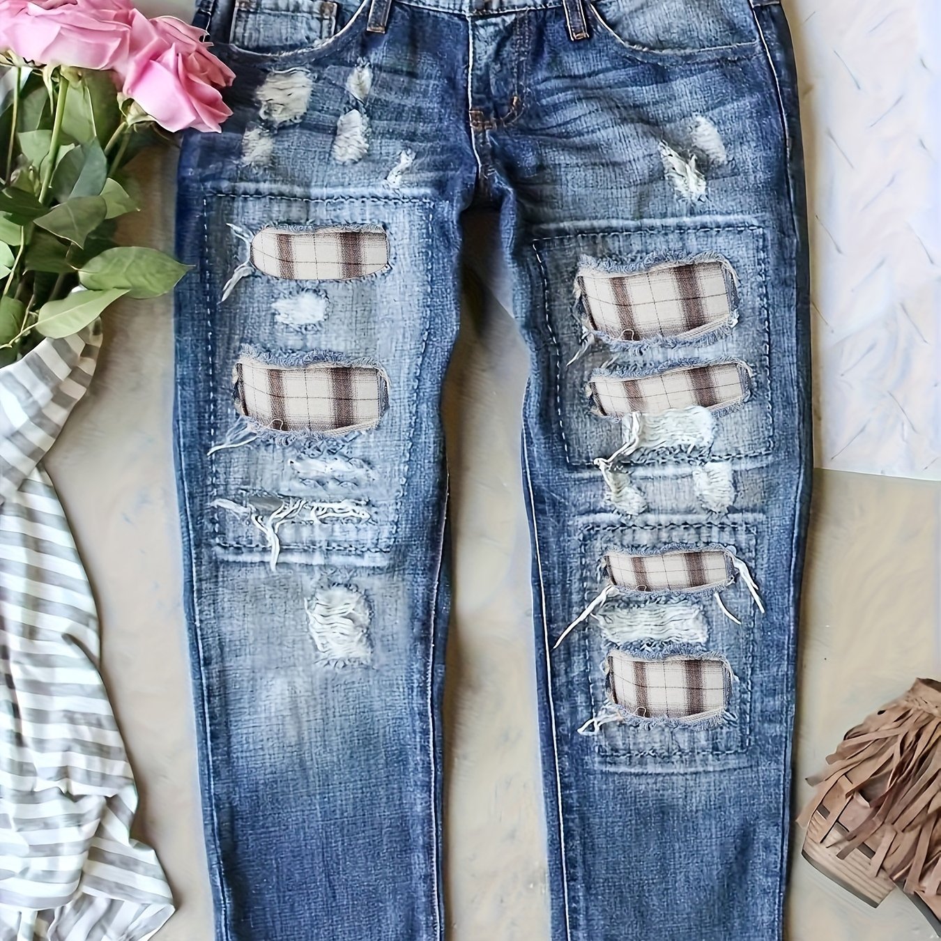 Image of 25aw Distressed Jeans Women Plus Size Street Style Jeans Ripped Jeans Washed Denim Stretch Fashionable Trendy