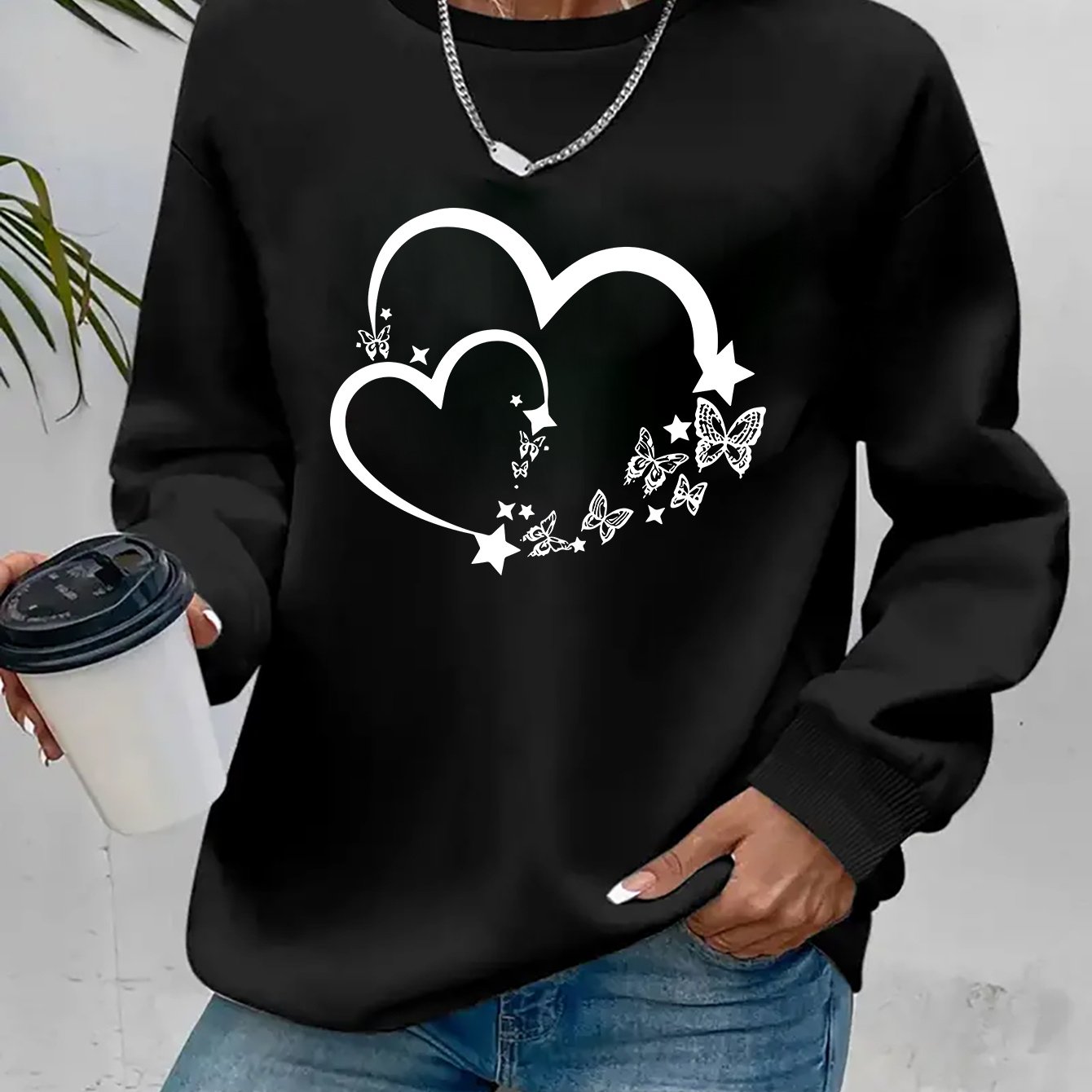 TEMU Women's Stylish Casual Easy Sweatshirt With Heart And Prints And A Round Neck