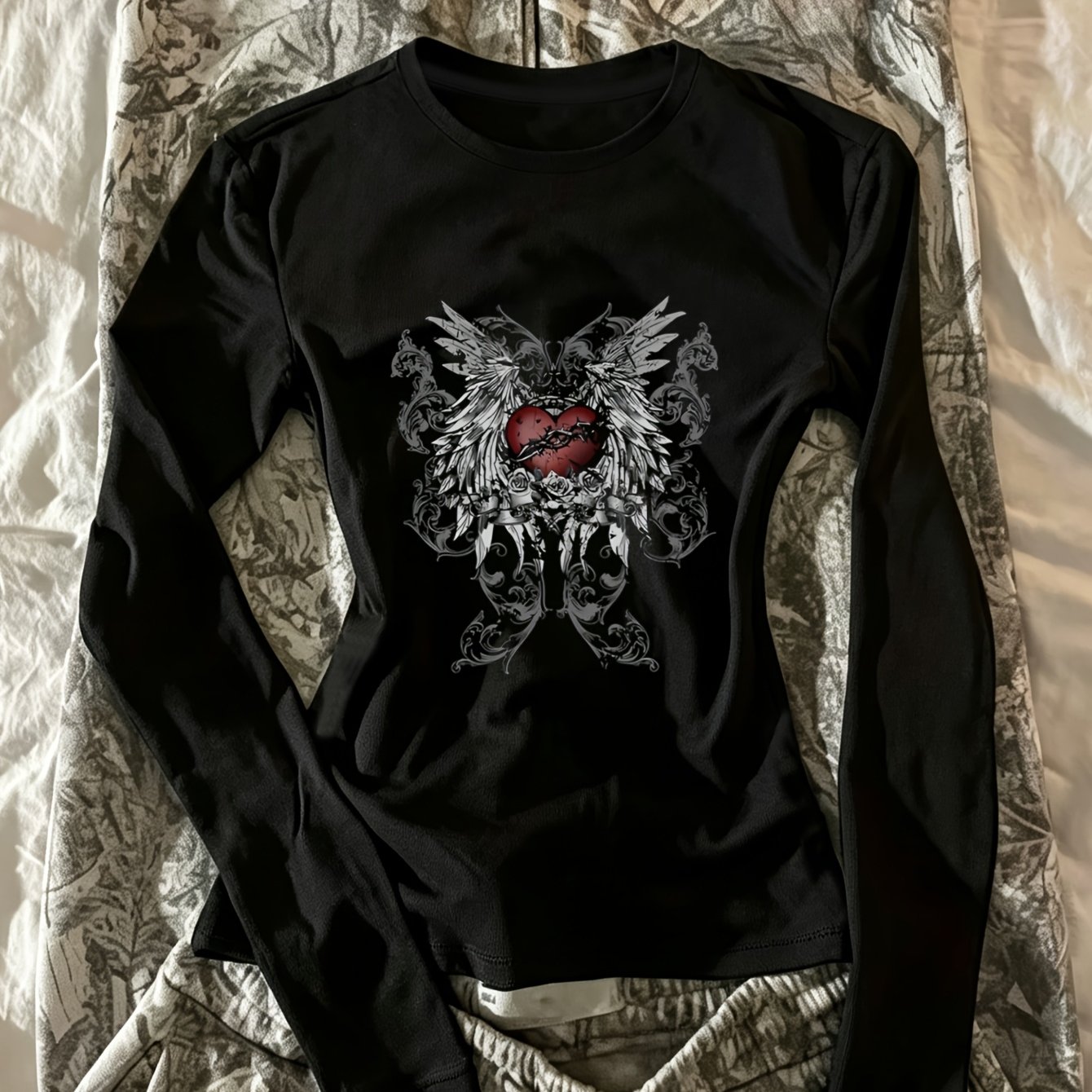 TEMU 1pc Hot Clothing Spring Summer Autumn Winter Fashion Y2k Thorns Wings Pattern Printed Niche Straight Shoulder Round Neck Women's Long Sleeve