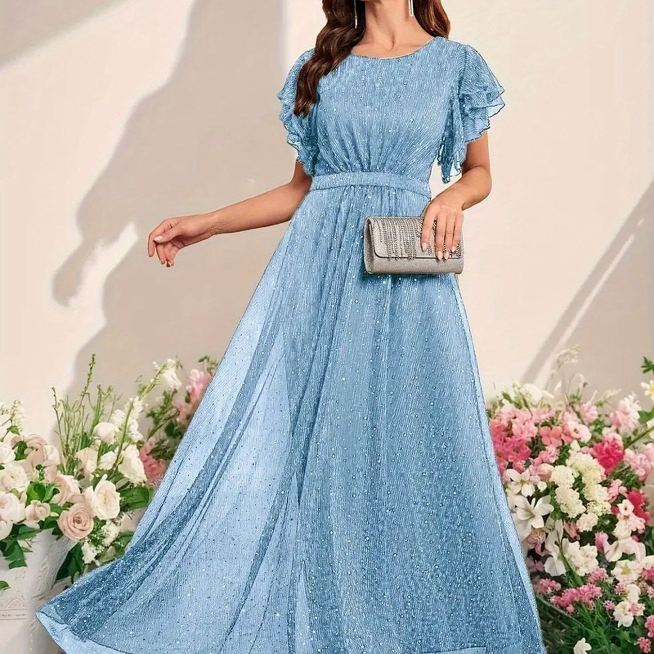 E-shop Elegantes und leises, langes Kleid mit blauen Pailletten, Falten, Rüschenärmeln + großem Rock, geeignet für Dates / Abendessen / Hochzeiten /