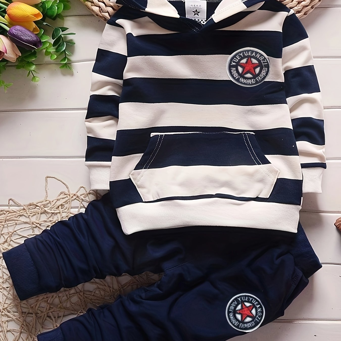 Image of Autumn Long Sleeve Suit Boys' Spring Autumn Wide Stripe Hoodie Casual Two-piece Set, Perfect For Outdoor