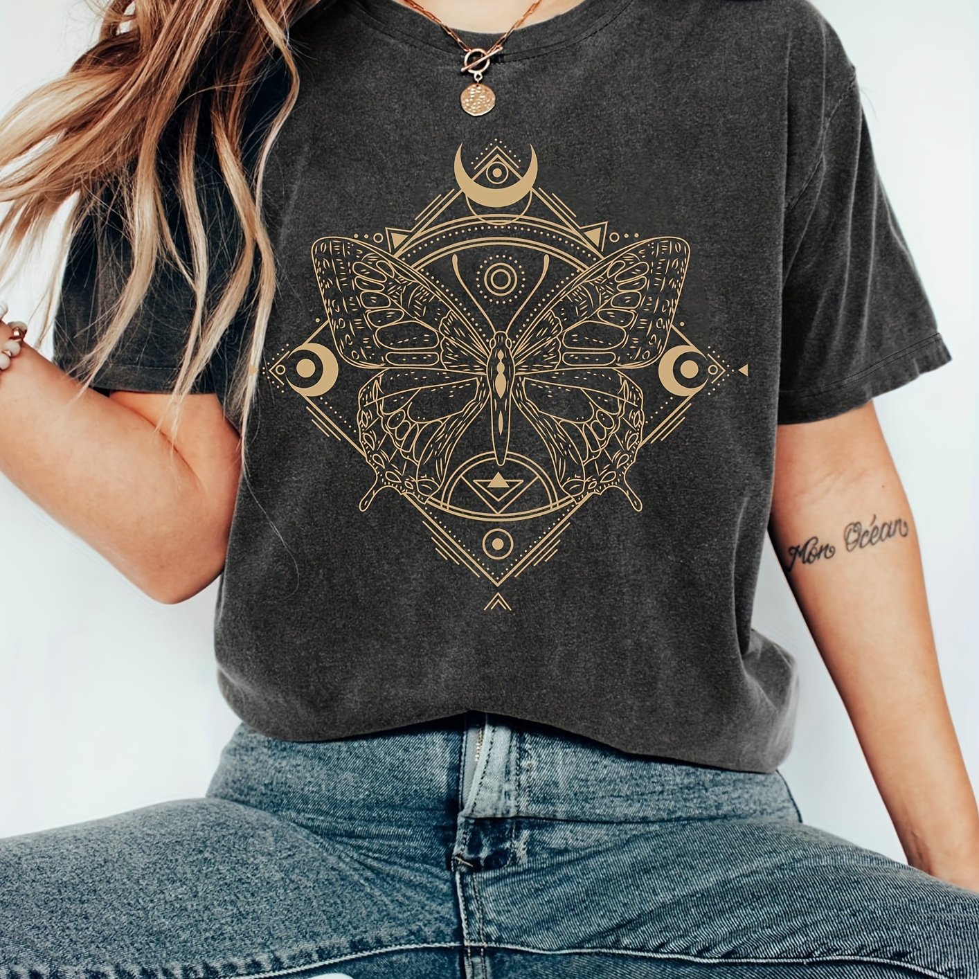 Butterflies Print T-shirt, Short Sleeve Crew Neck Casual Top For Summer & Spring, Women's Clothing