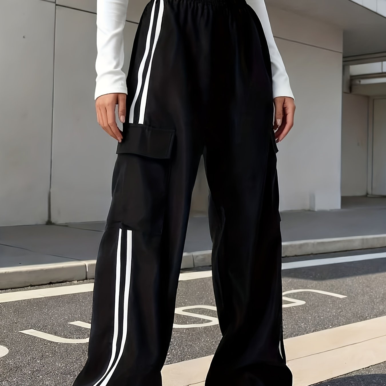 Image of Girls' Striped Cargo Pants, High-waisted Wide-leg Sweatpants, Fashionable Dual-, Suitable For Spring And Autumn Outdoor Activities, Perfect For Outdoor