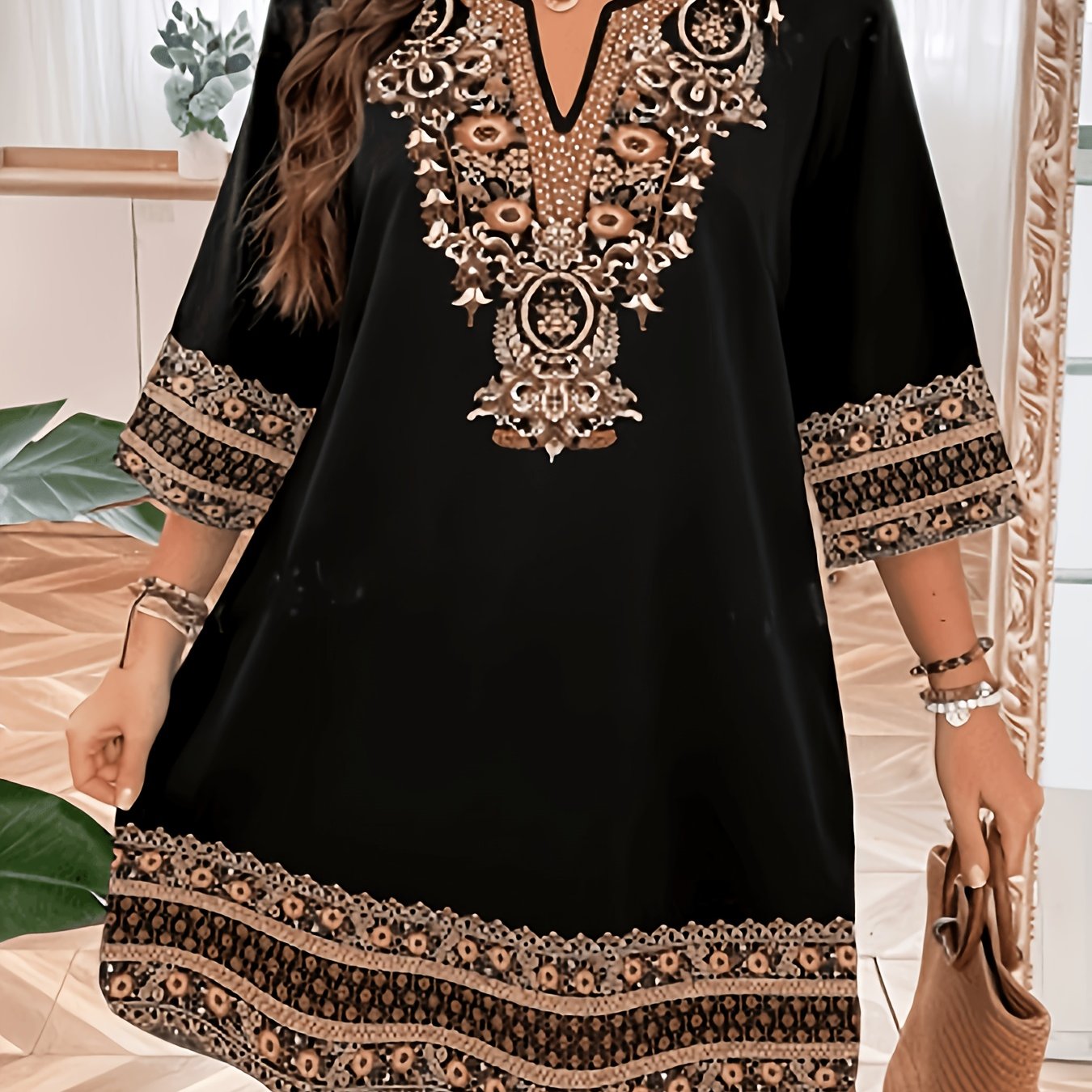 Image of Plus Size, Plus Size European And American Elegant Dress, V-neck Women's Fashion Print Dress, Polyester, Machine Washable, Wear, For Spring, Summer, And Autumn
