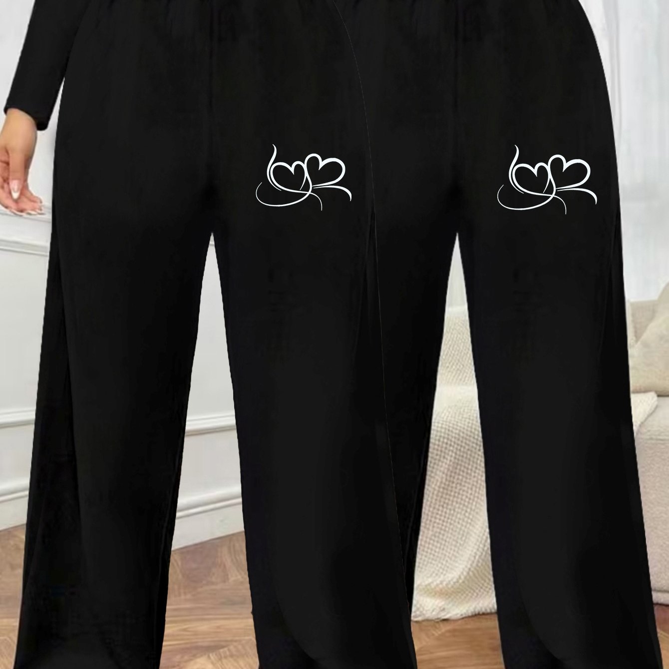 TEMU Plus Size, Women's Plus Size 2pcs Casual Sweatpants Set - Heart Pattern Print, Oversized Elastic Four-season Pants, Perfect For Outdoor S,, And