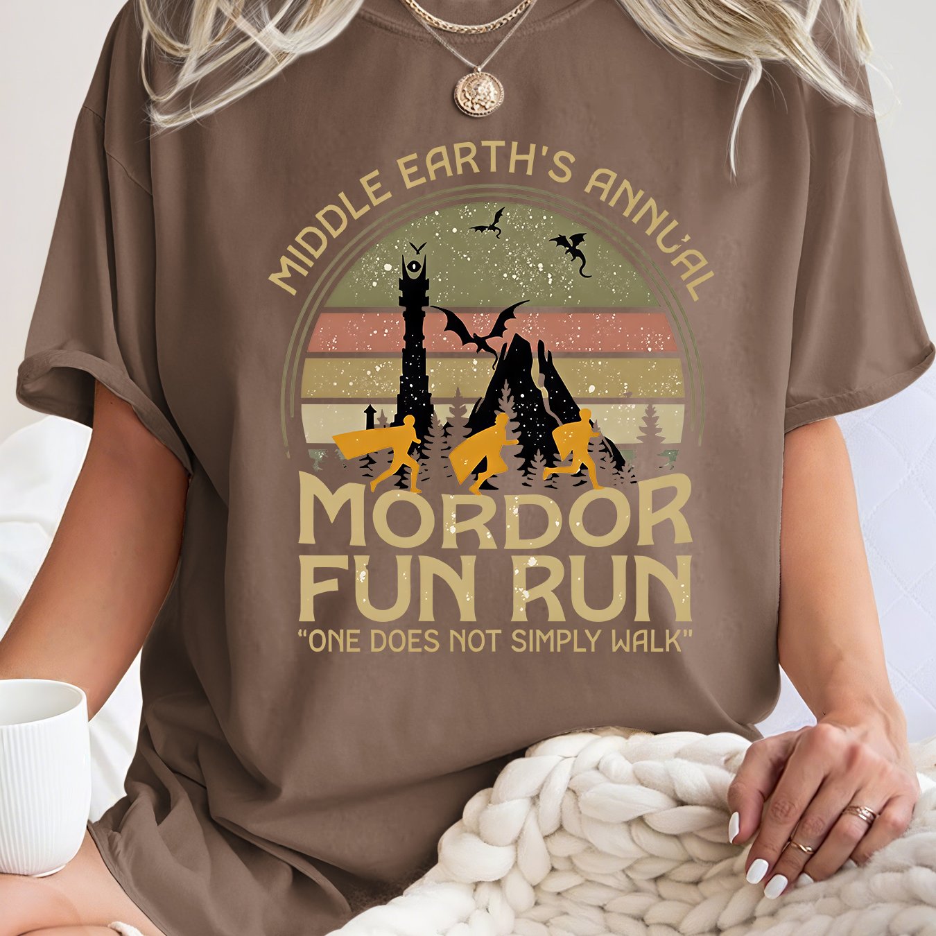 TEMU [authentic] The Mordor Fun Run Vintage Distressed Style Printed Women's Short-sleeve T-shirt | 2026 Summer New Arrival 90s Warner . Classic Film