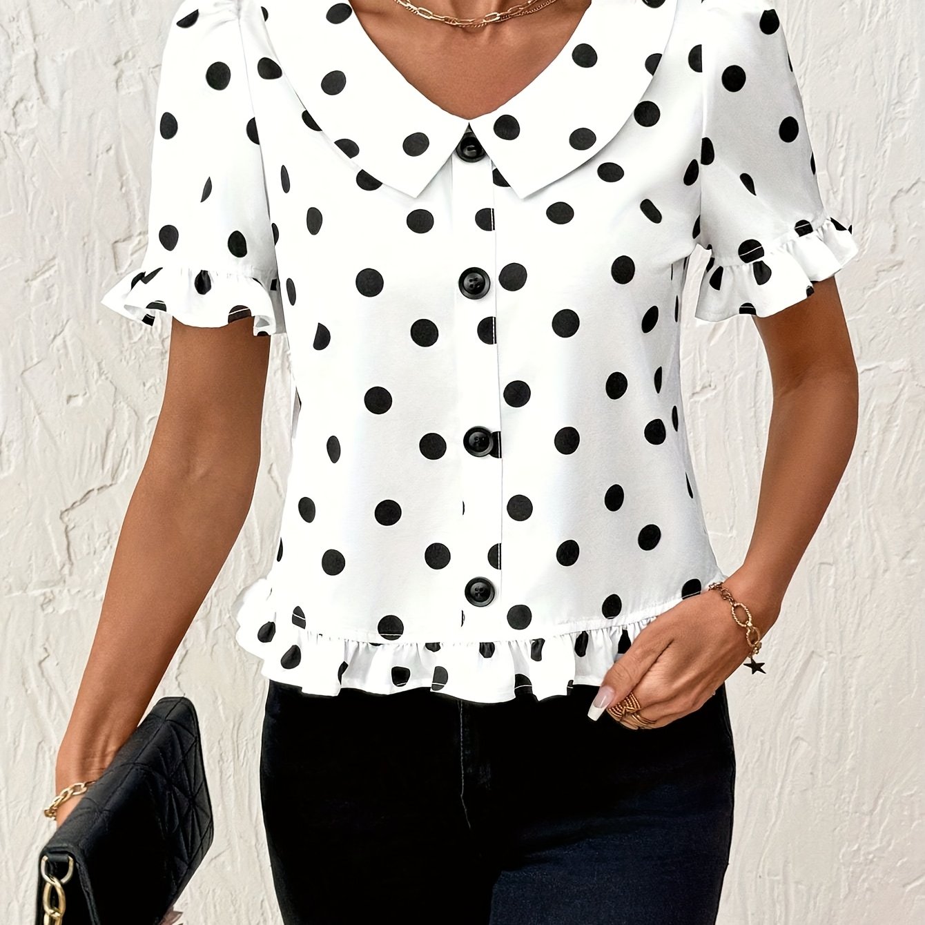 E-shop Elegante Damen Bluse mit V-Ausschnitt, Rüschenborte und Polka-Dot-Muster