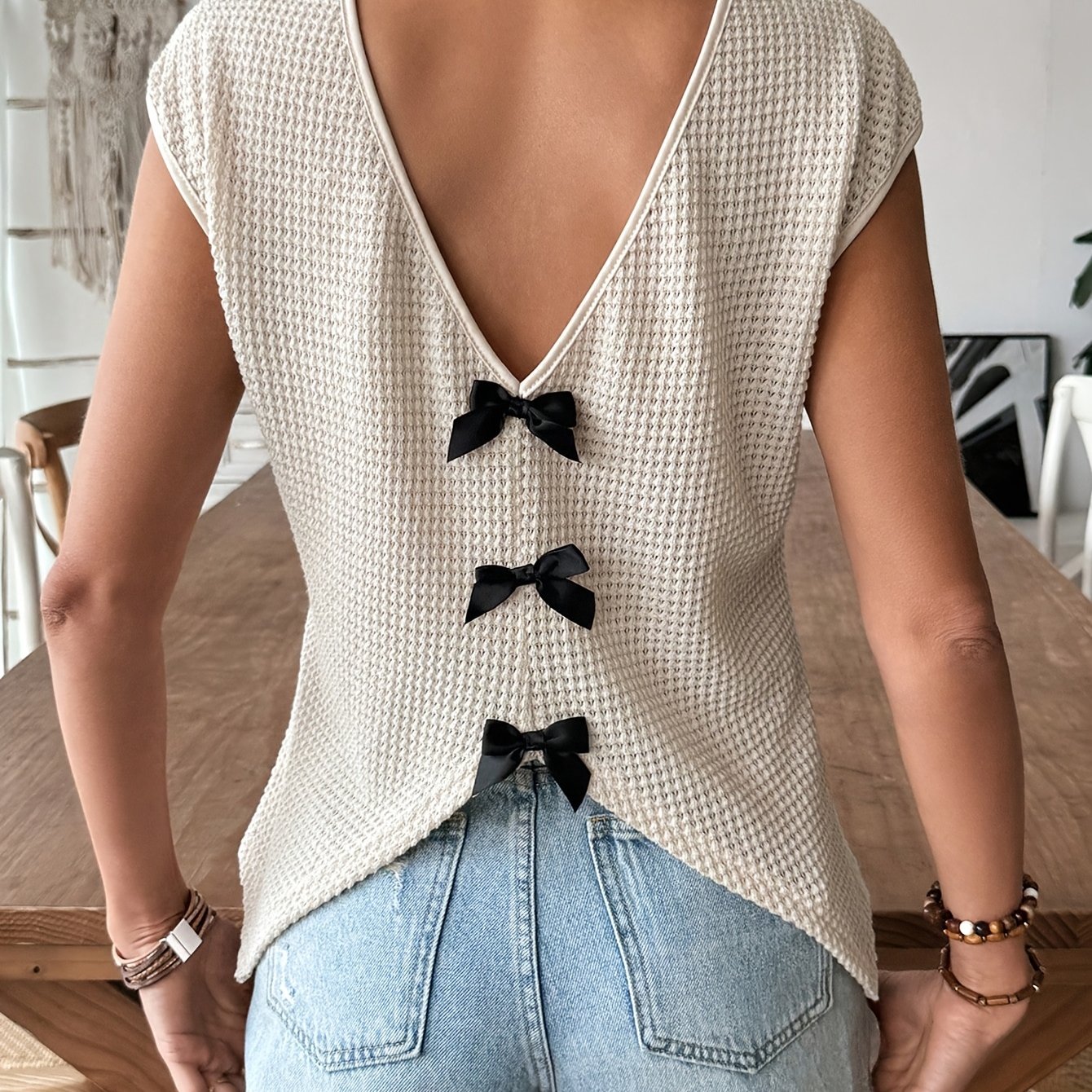 TEMU Women's Fashion Solid Color V-neck Front And Back T-shirt With Bow Decoration On The Back