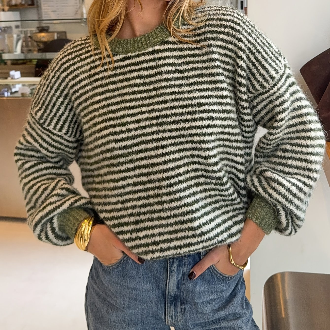 TEMU Color-block Striped Round-neck Women's Knitwear, Loose-fitting, Versatile, And Warm Pullover Top