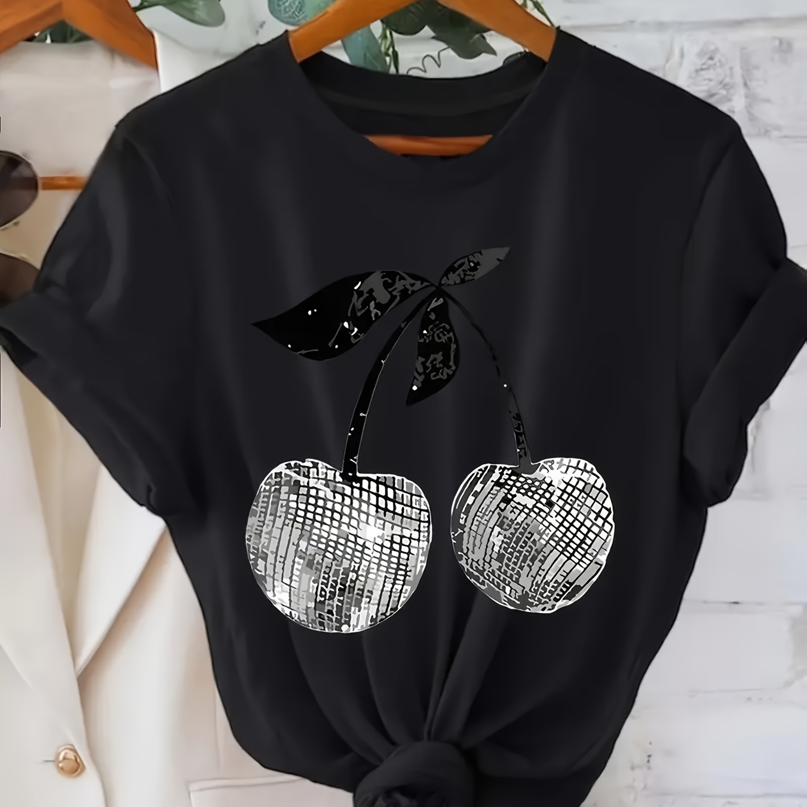 TEMU Summer And Spring Women's Clothing, Short Sleeved Round Neck Casual Top, Print T-shirt.