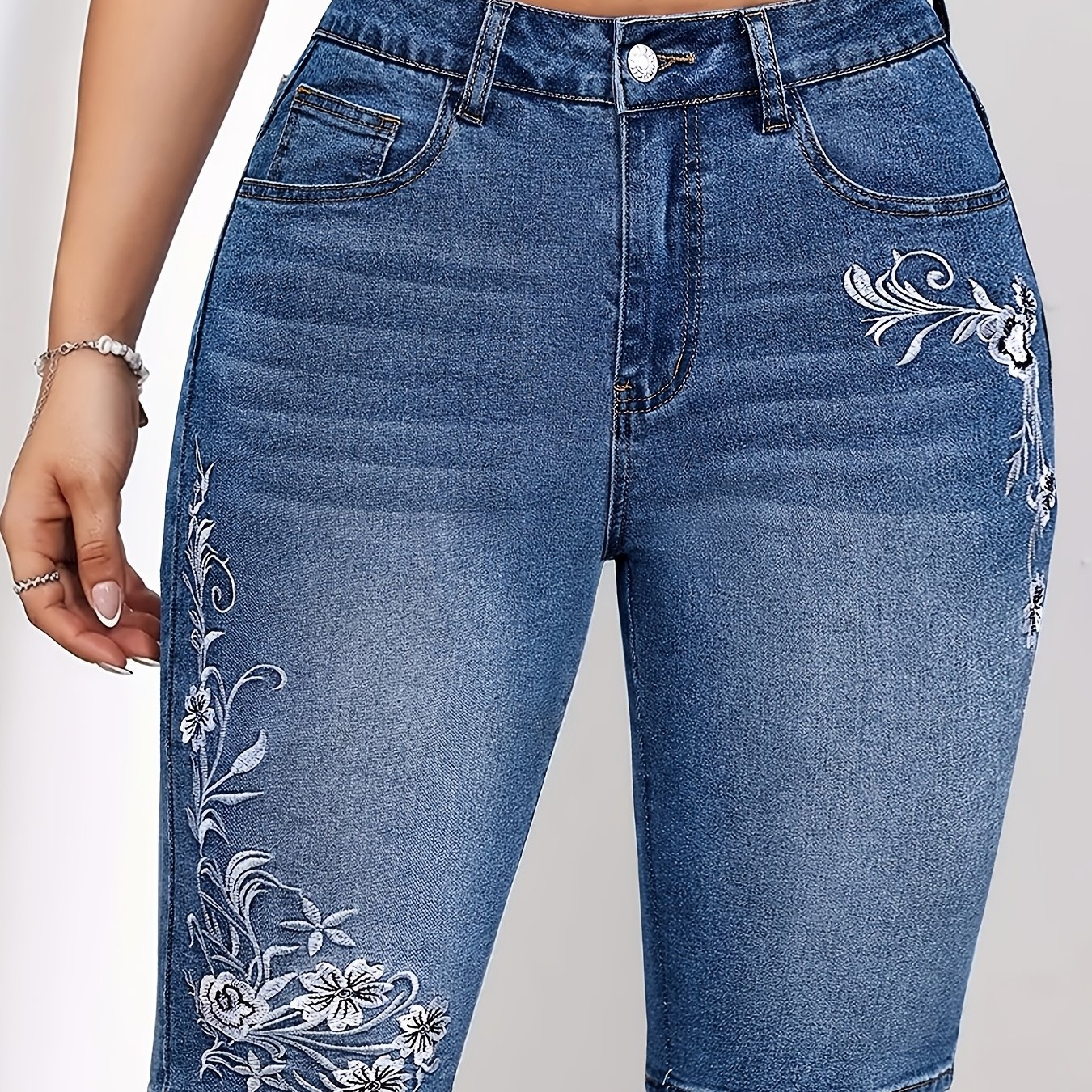 Women's Knee-length Denim Pants