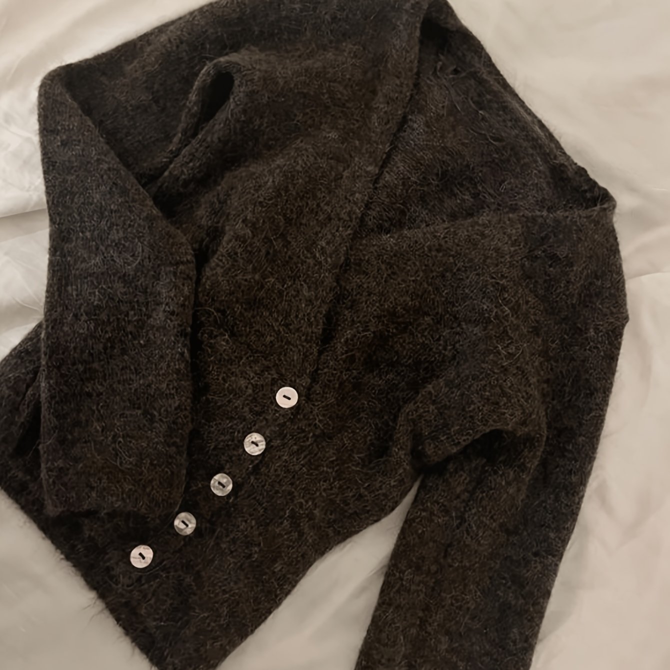 TEMU New Fashionable Women's Elegant Korean-style Cardigan, Deep V-neck Asymmetrical Button-front, Fitted Waistline Short Sweater With A High .