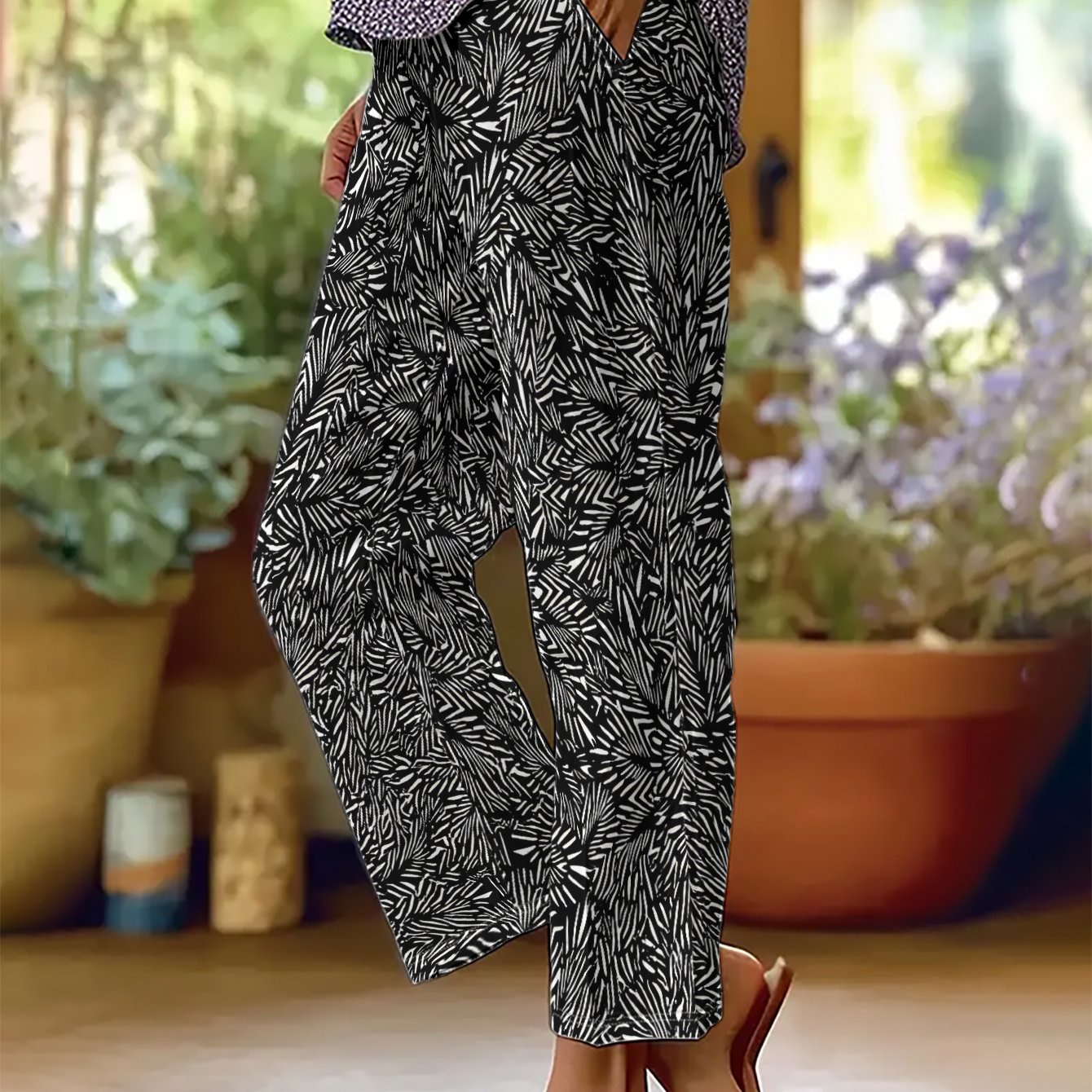 TEMU Women's Casual Trousers, Black And White Abstract Pattern, Dense , Strong Artistic Sense, -border Print, With Drawstring