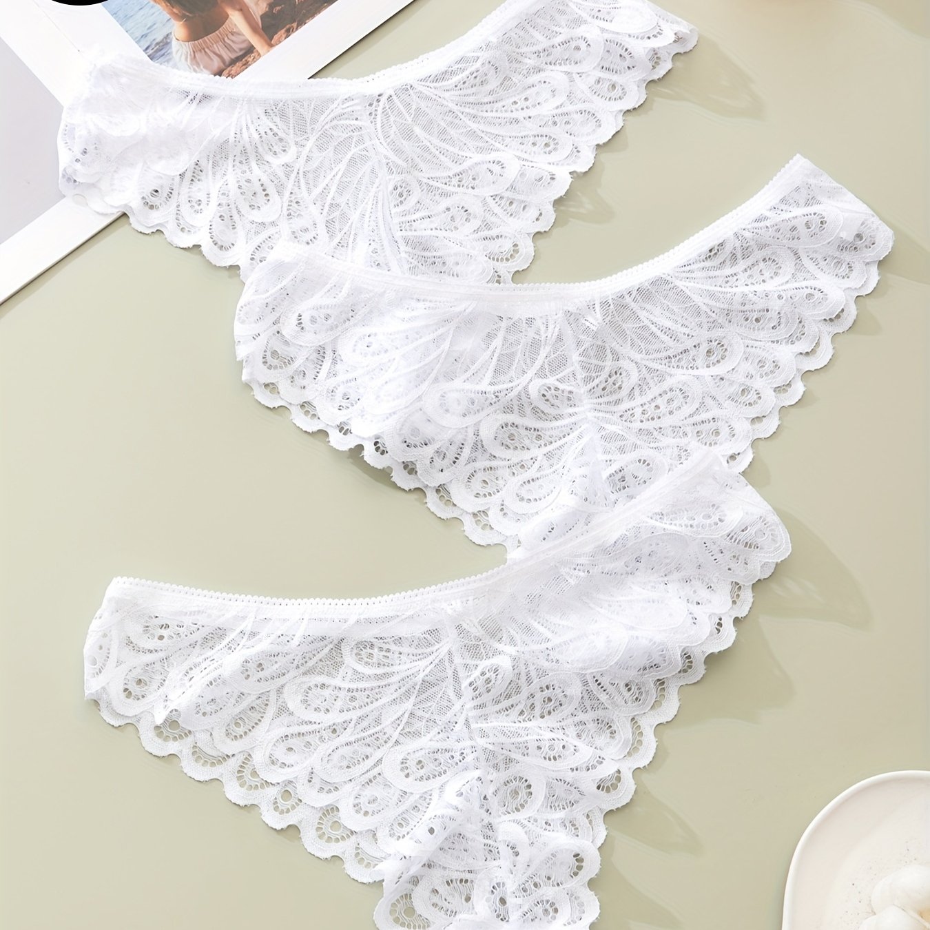 Image of 3pcs Women's Low-rise Thong Underwear - Breathable Lace Trim, Solid Color Comfortable Panties, Hand Wash Only, Sexy & Stylish Casual Attire, Breathable Panties | Stylish Vstrings |