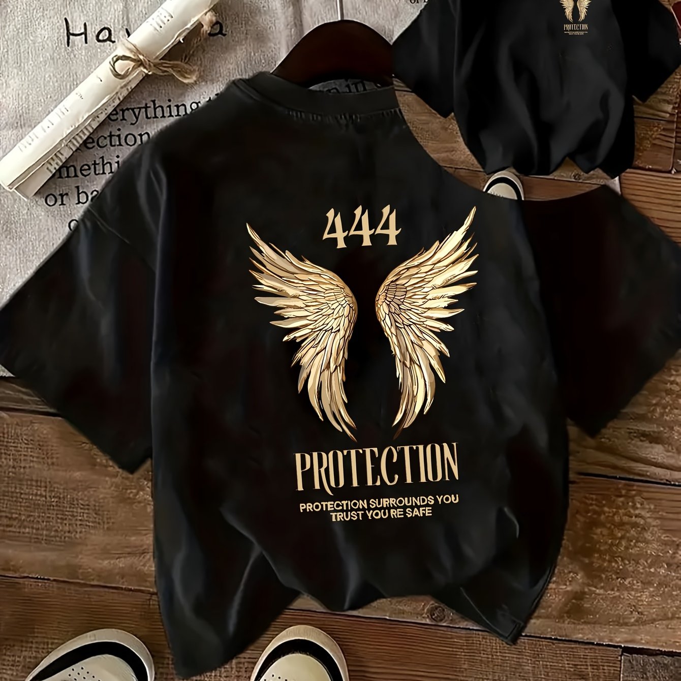 E-shop Kurzarm-T-Shirt - 444, SCHUTZ - Trendiges Damen-T-Shirt mit Aufdruck für Frühling und Sommer, Ihre beste Wahl!