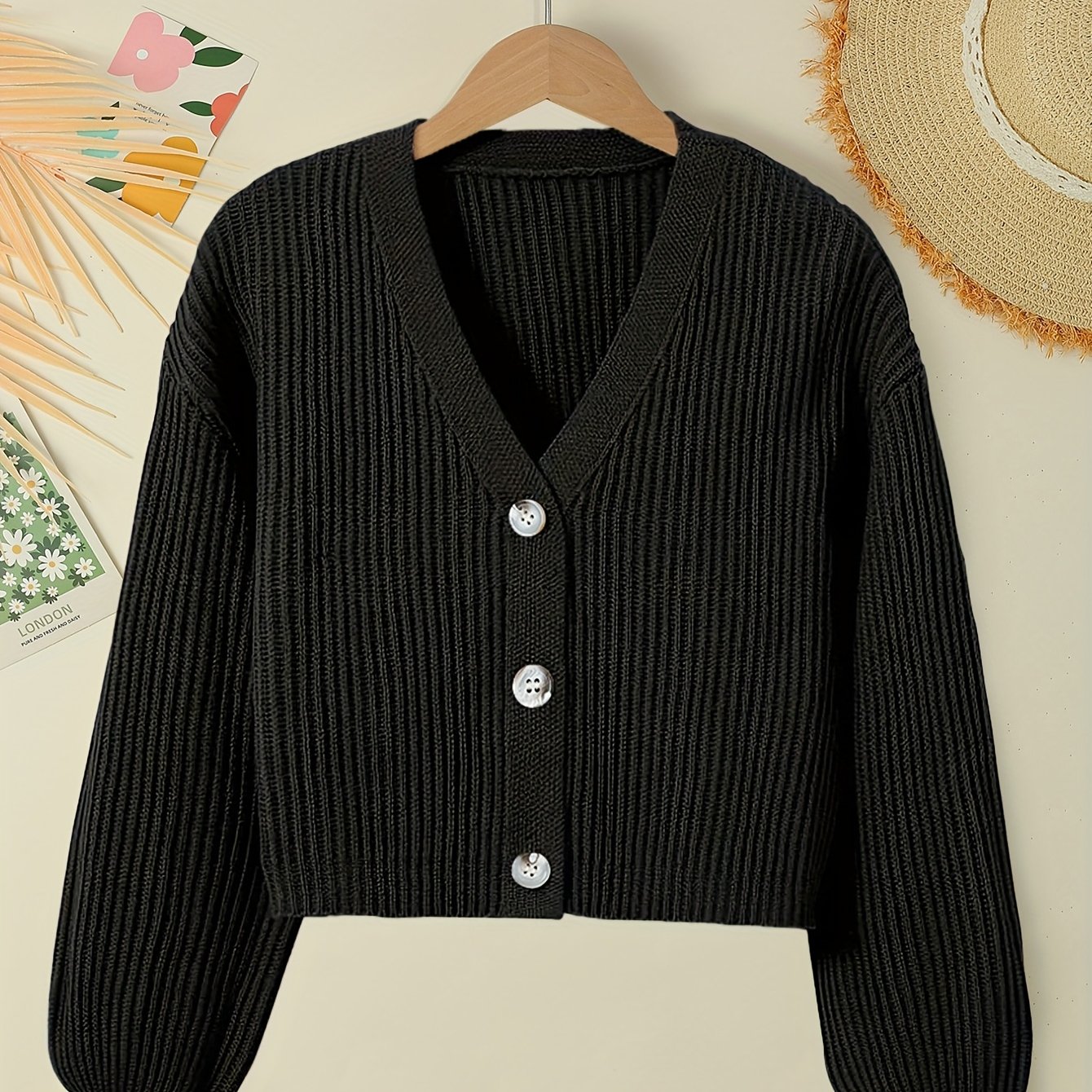 Image of (halloween) Gift Latest Style Soft Comfortable And Fashionable Girls' Knit V-neck Cardigan 7-14, Outfit. This Wear Is A Black Short Knit Cardigan With A V-neck Design, Easy And Elegant