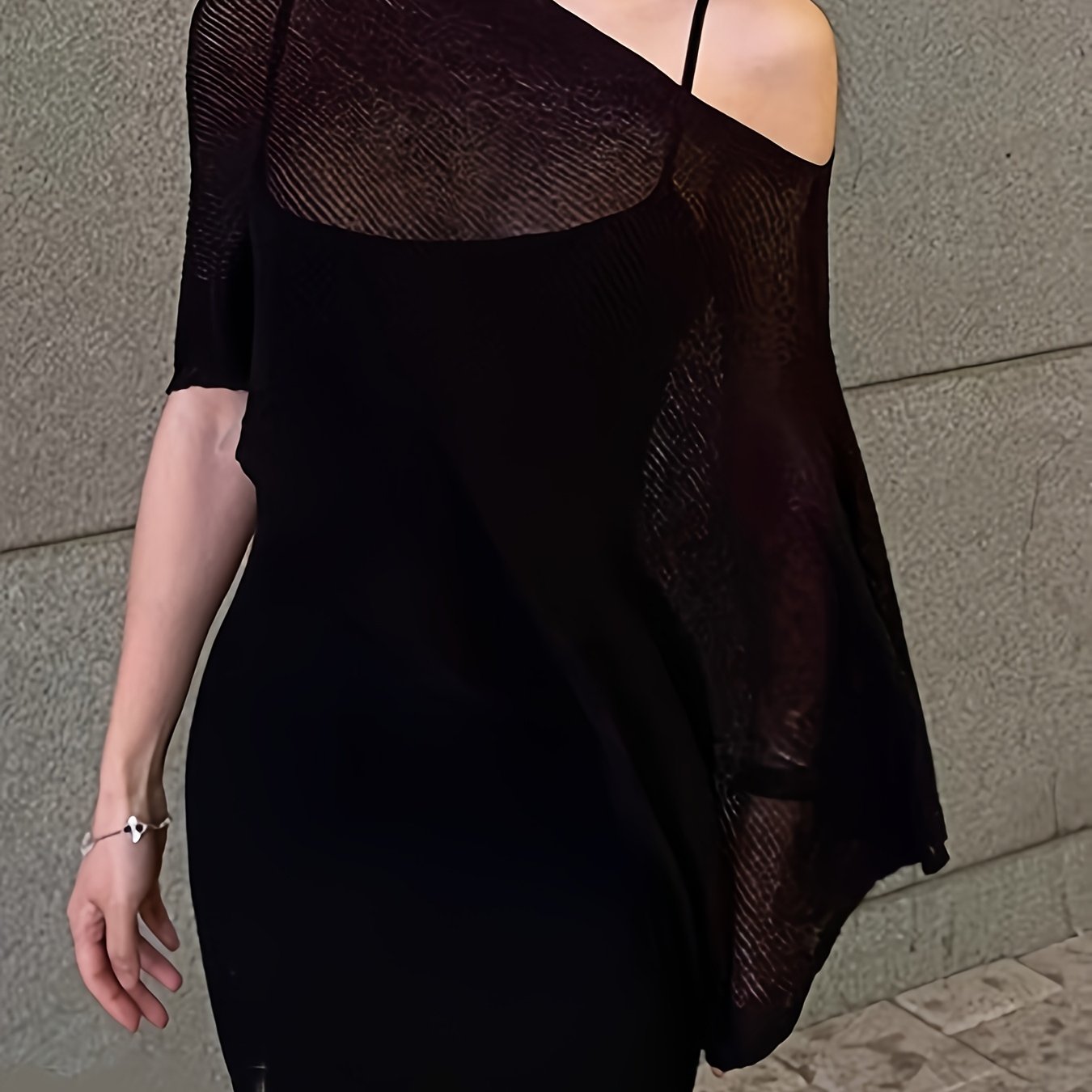 Irregular Cape Top Made Of Cool, Lazy