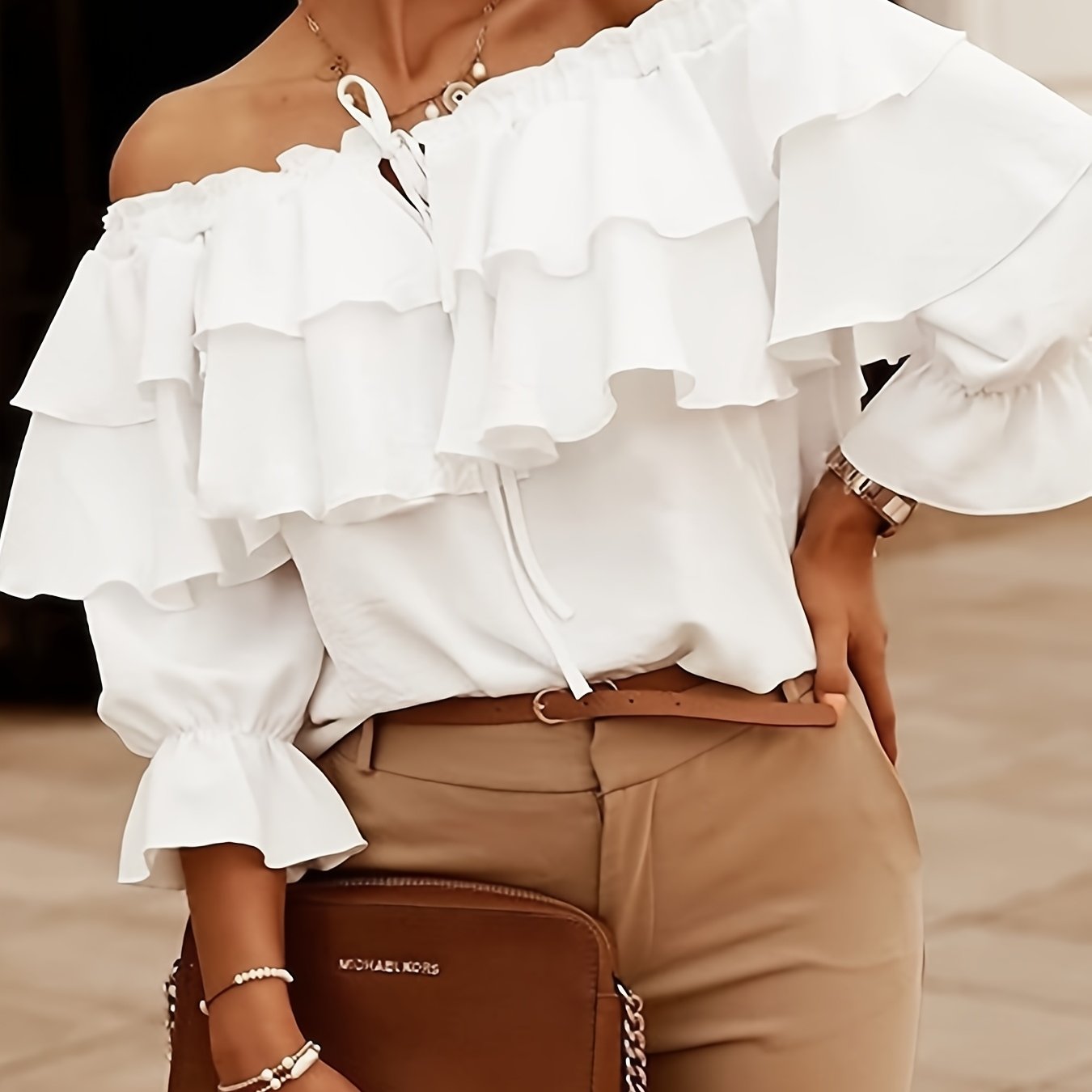 E-shop 2025 Neuheit im Feiertagsstil, Frühling/Sommer Damenmode Damenbluse Einfarbig mit Bindeband Rüschen Casual Trendy Off-Shoulder