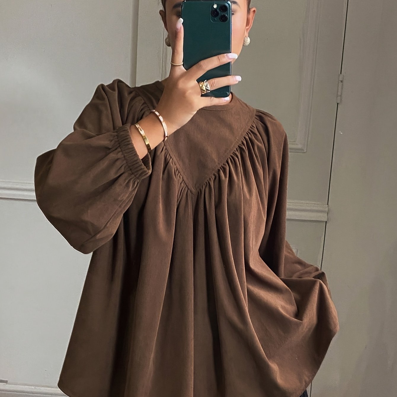 TEMU Chemise de poupée à col rond de couleur unie, plissée en velours , décontractée, , printemps, automne, chemisier pour femmes